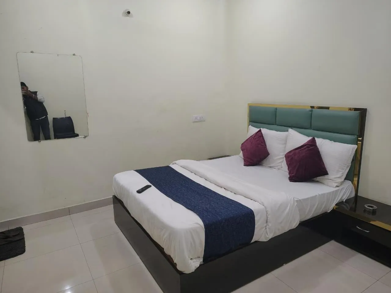 Bed in Hotel Sunrise