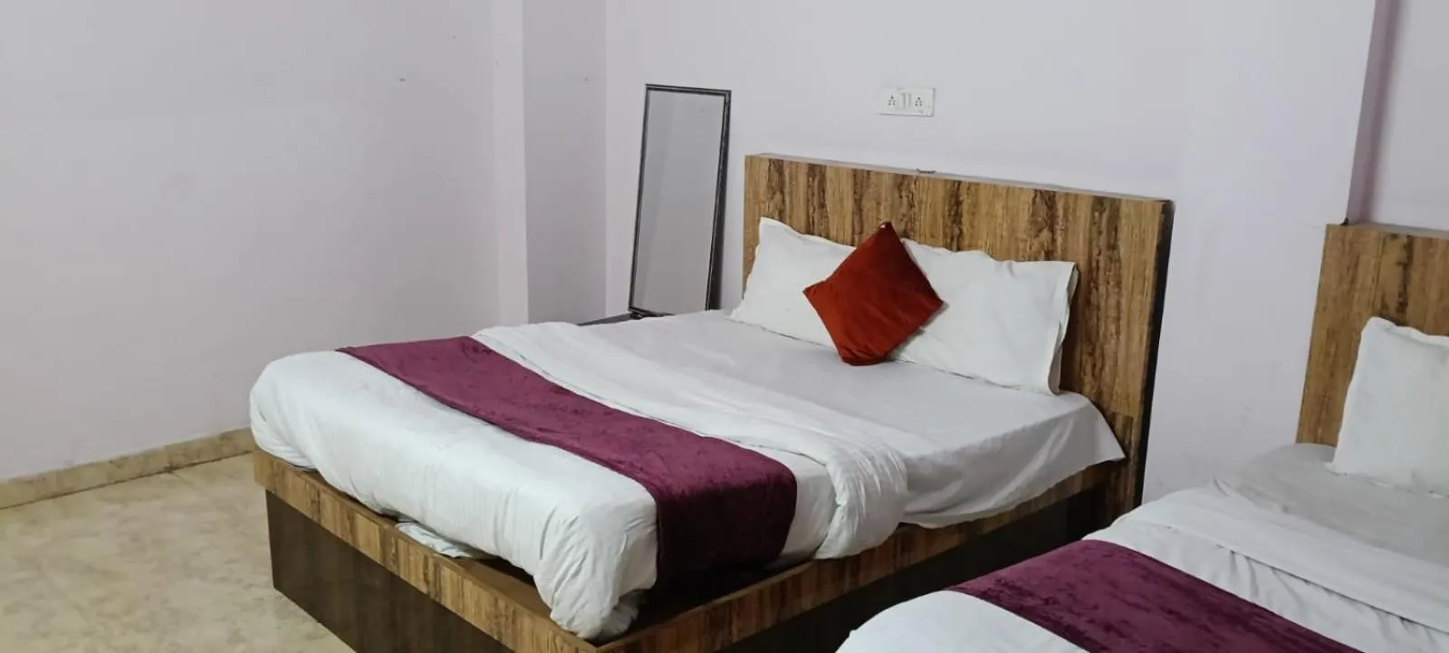 Bed in Hotel Sunrise