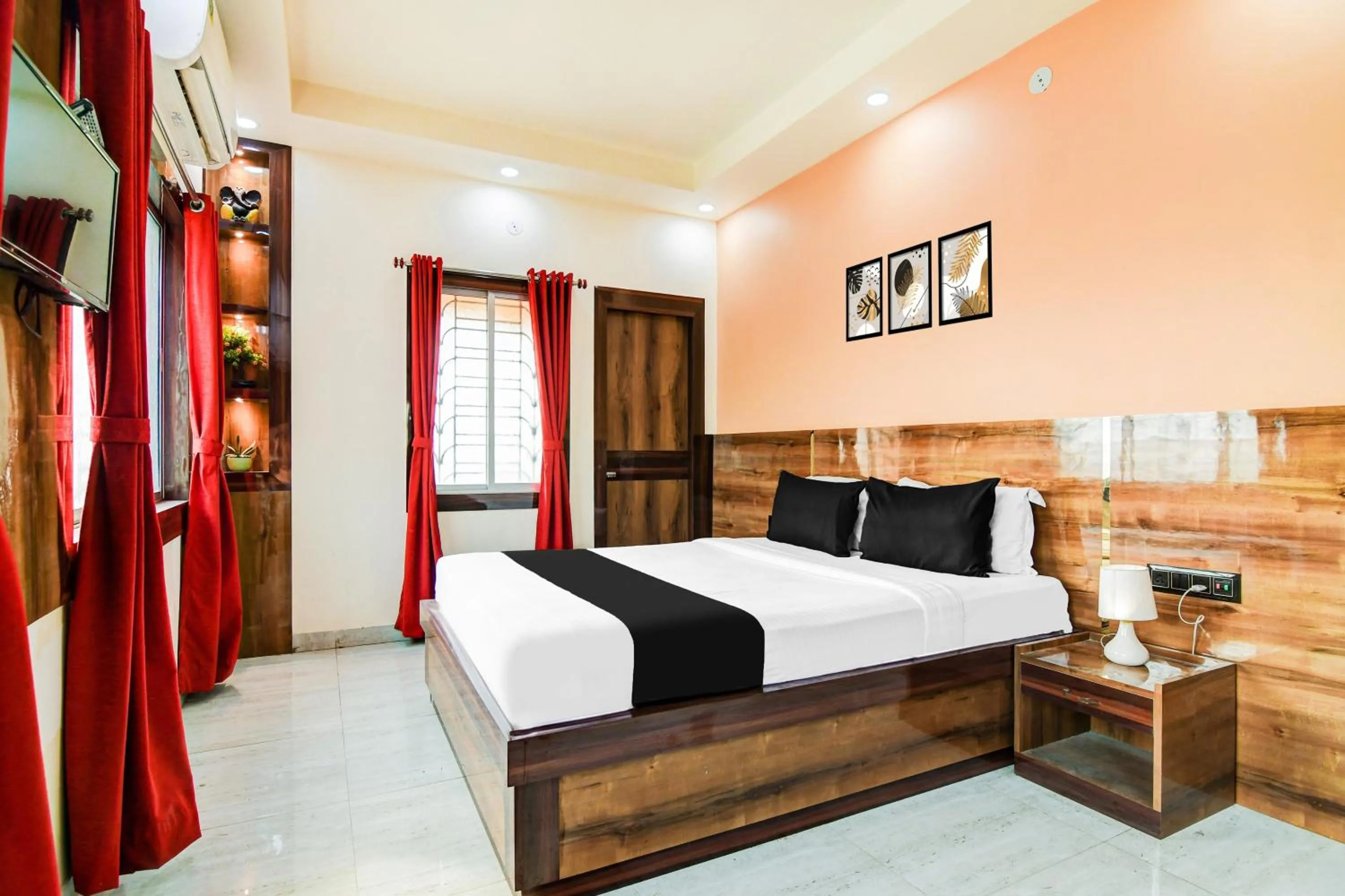 Bedroom, Bed in Hotel O DumDum Thana More Formerly Bimla Regency