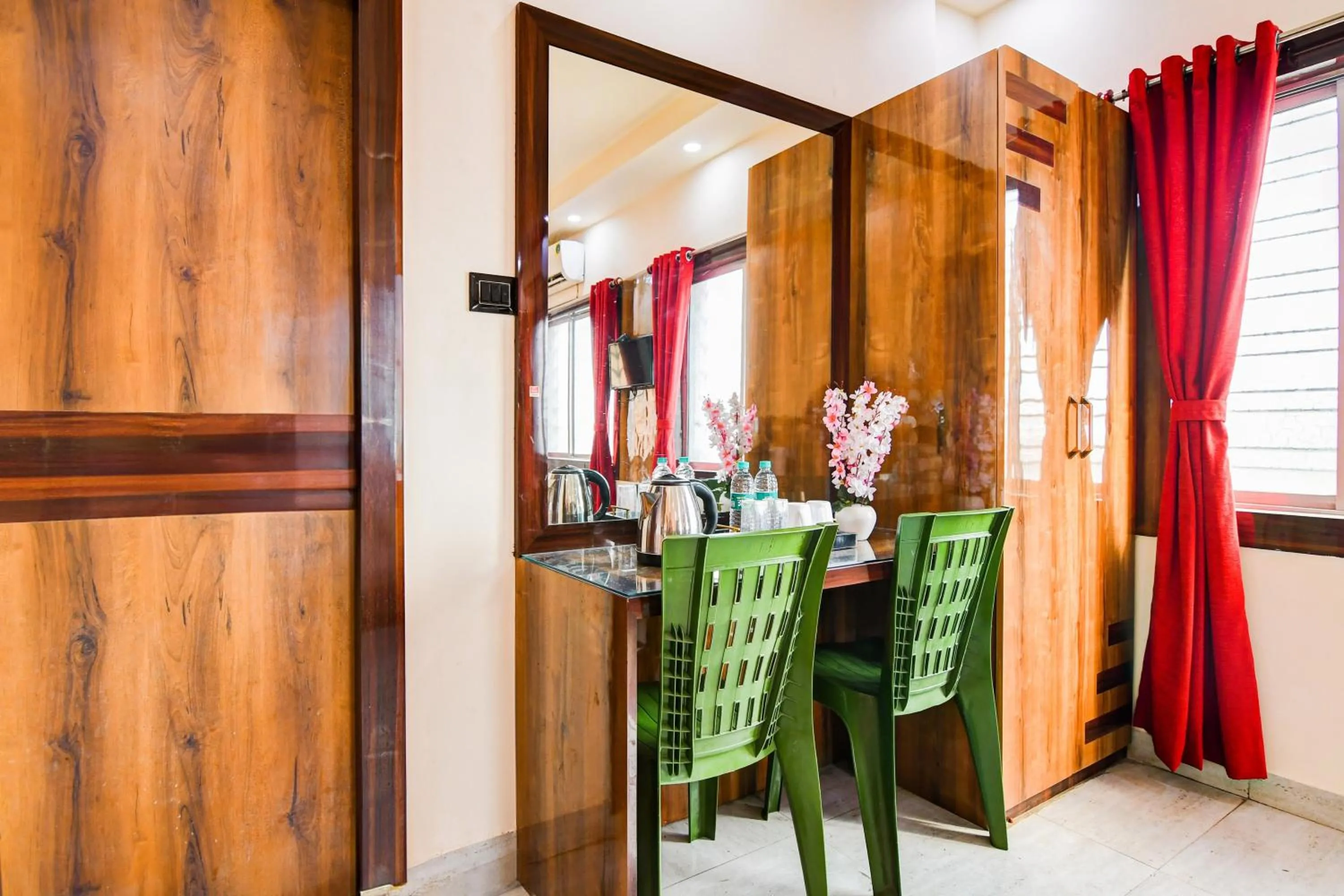 Bedroom in Hotel O DumDum Thana More Formerly Bimla Regency