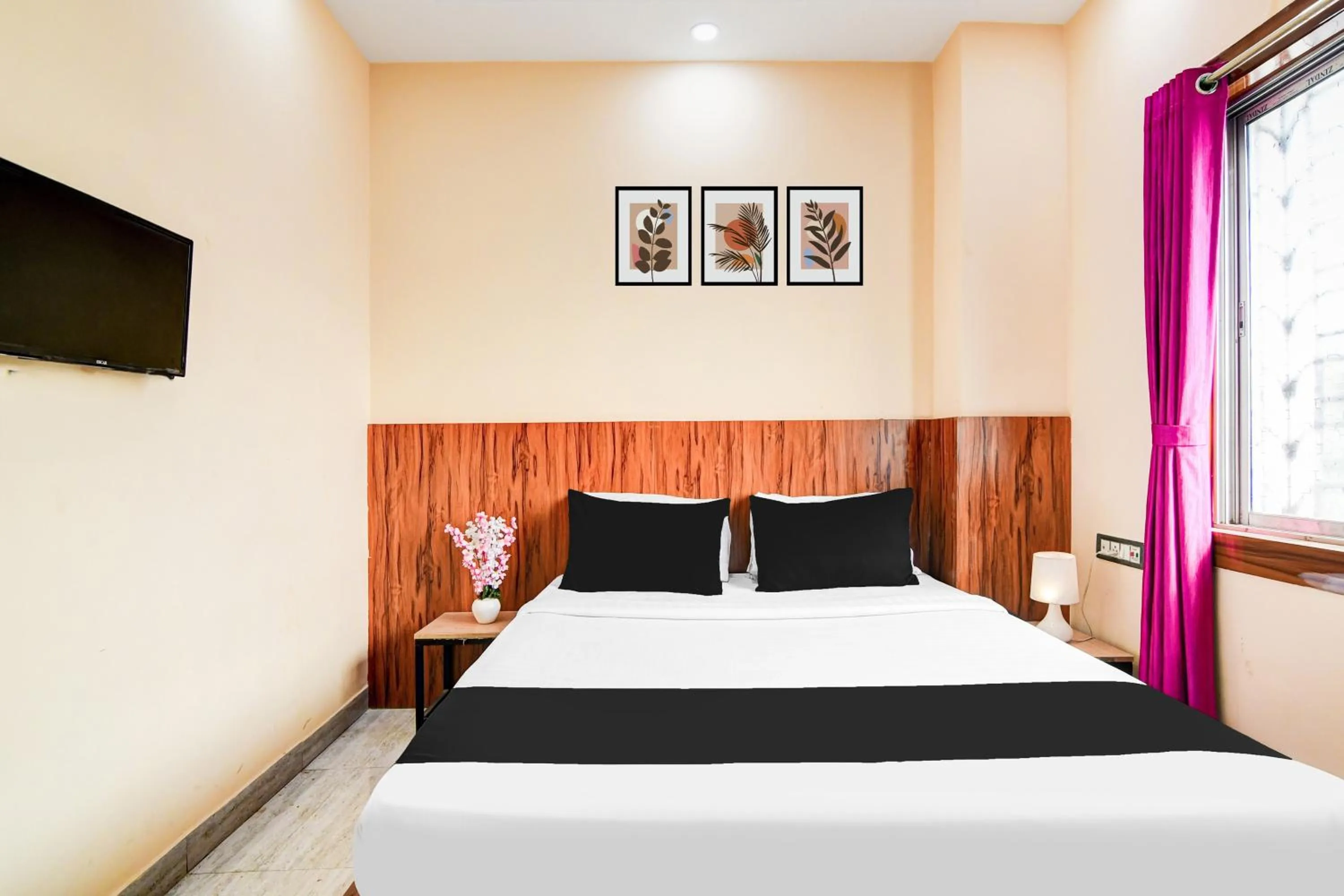 Bedroom, Bed in Hotel O DumDum Thana More Formerly Bimla Regency