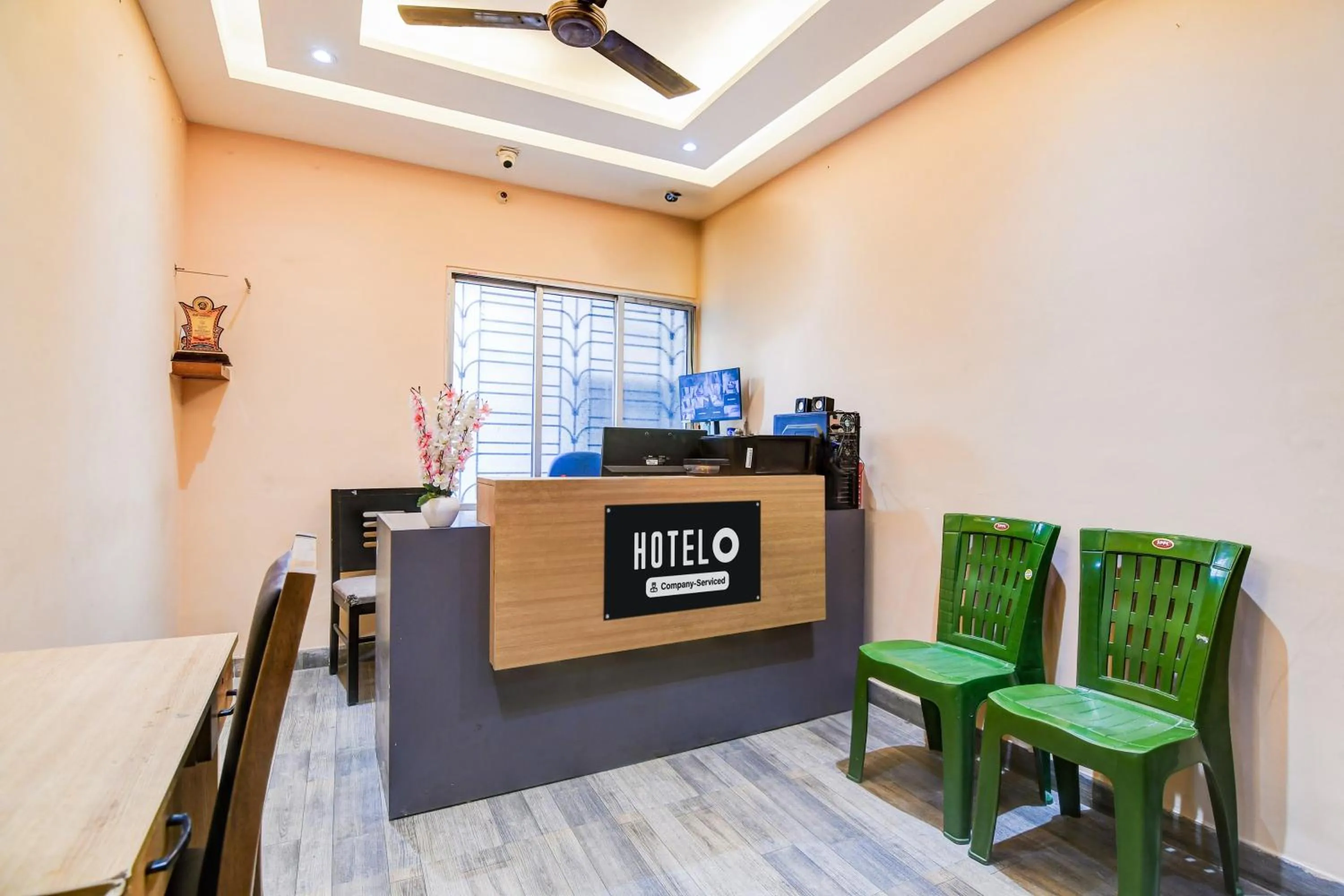 Lobby or reception in Hotel O DumDum Thana More Formerly Bimla Regency