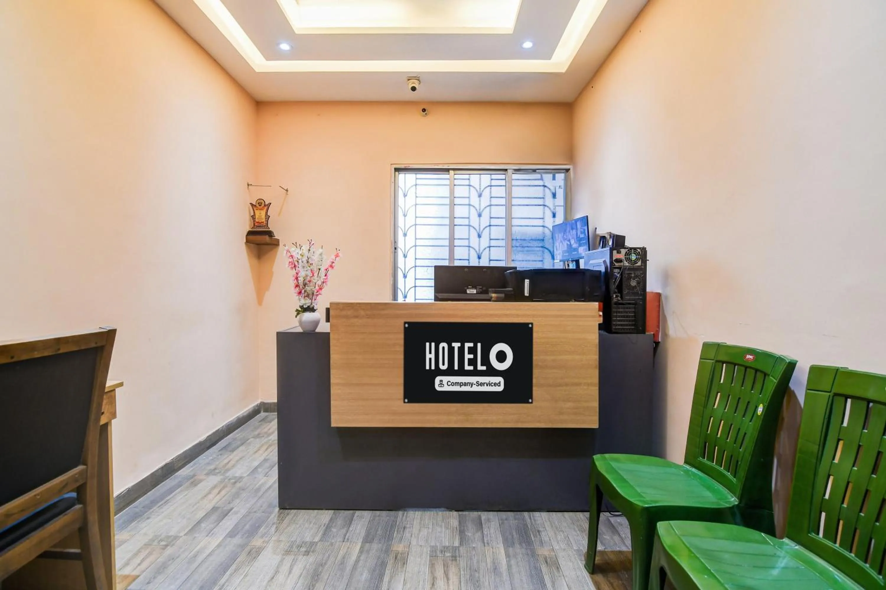 Lobby or reception in Hotel O DumDum Thana More Formerly Bimla Regency