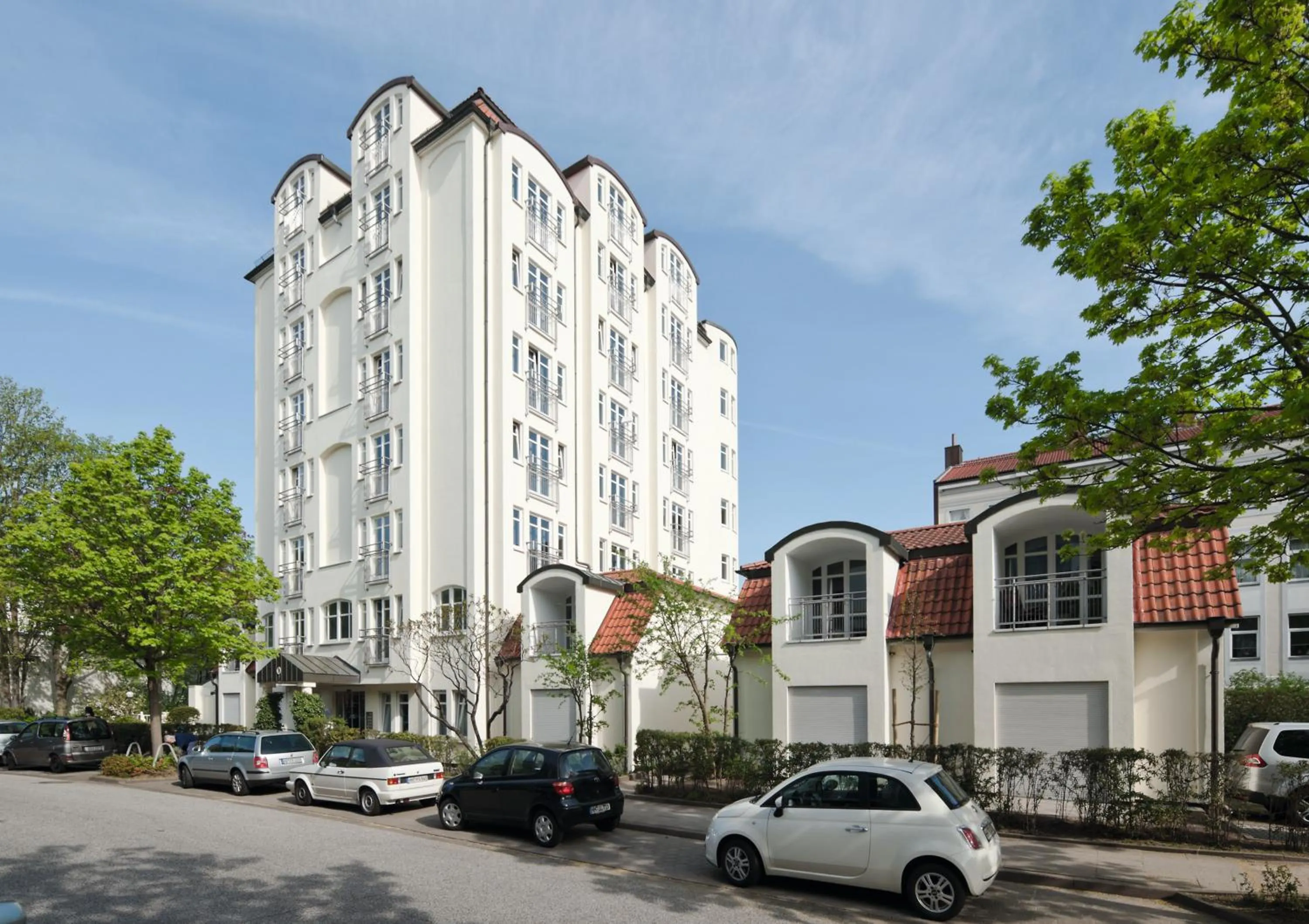 Property building in smartments Hamburg Aussenalster