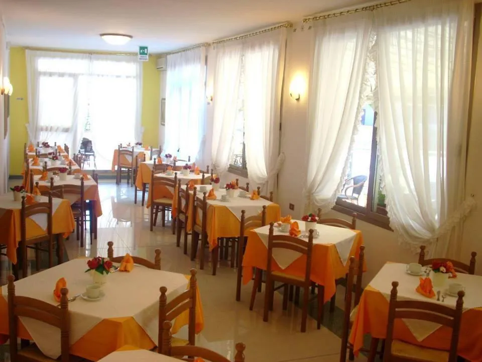 Lounge or bar in Hotel Fornaro