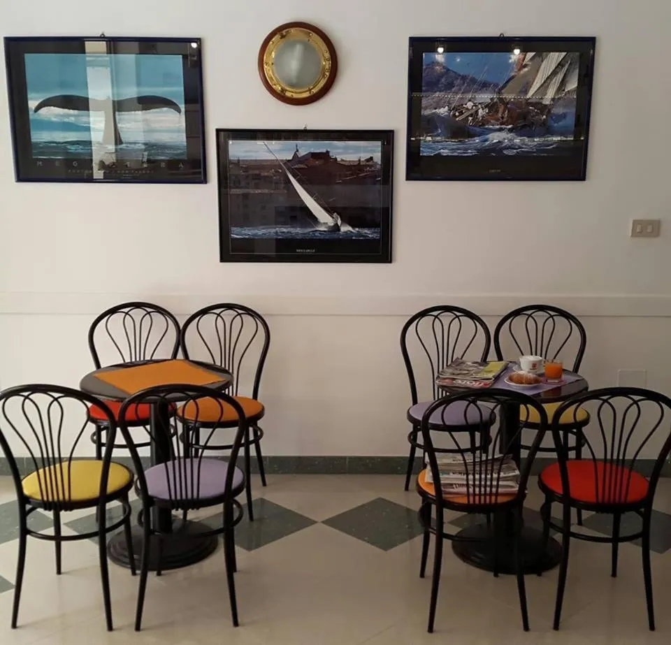 Lounge or bar in Hotel Fornaro