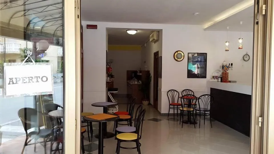 Lounge or bar in Hotel Fornaro