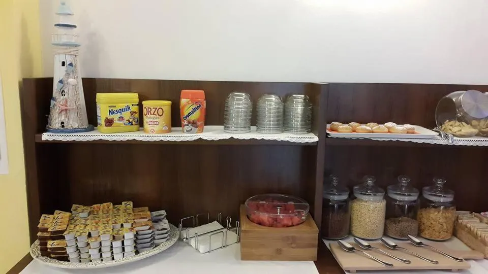 Breakfast in Hotel Fornaro