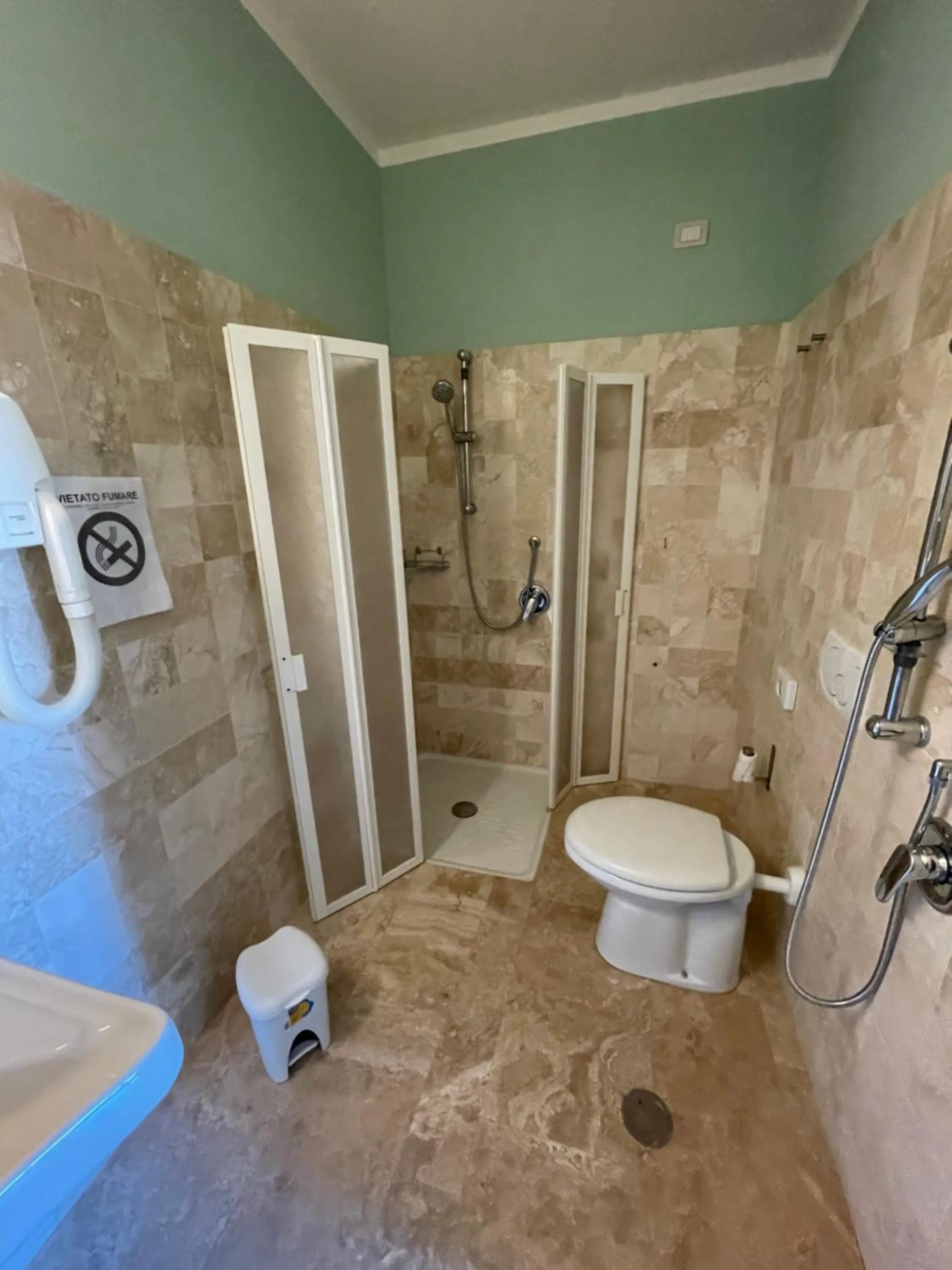 Bathroom in Hotel Poggio Bertino