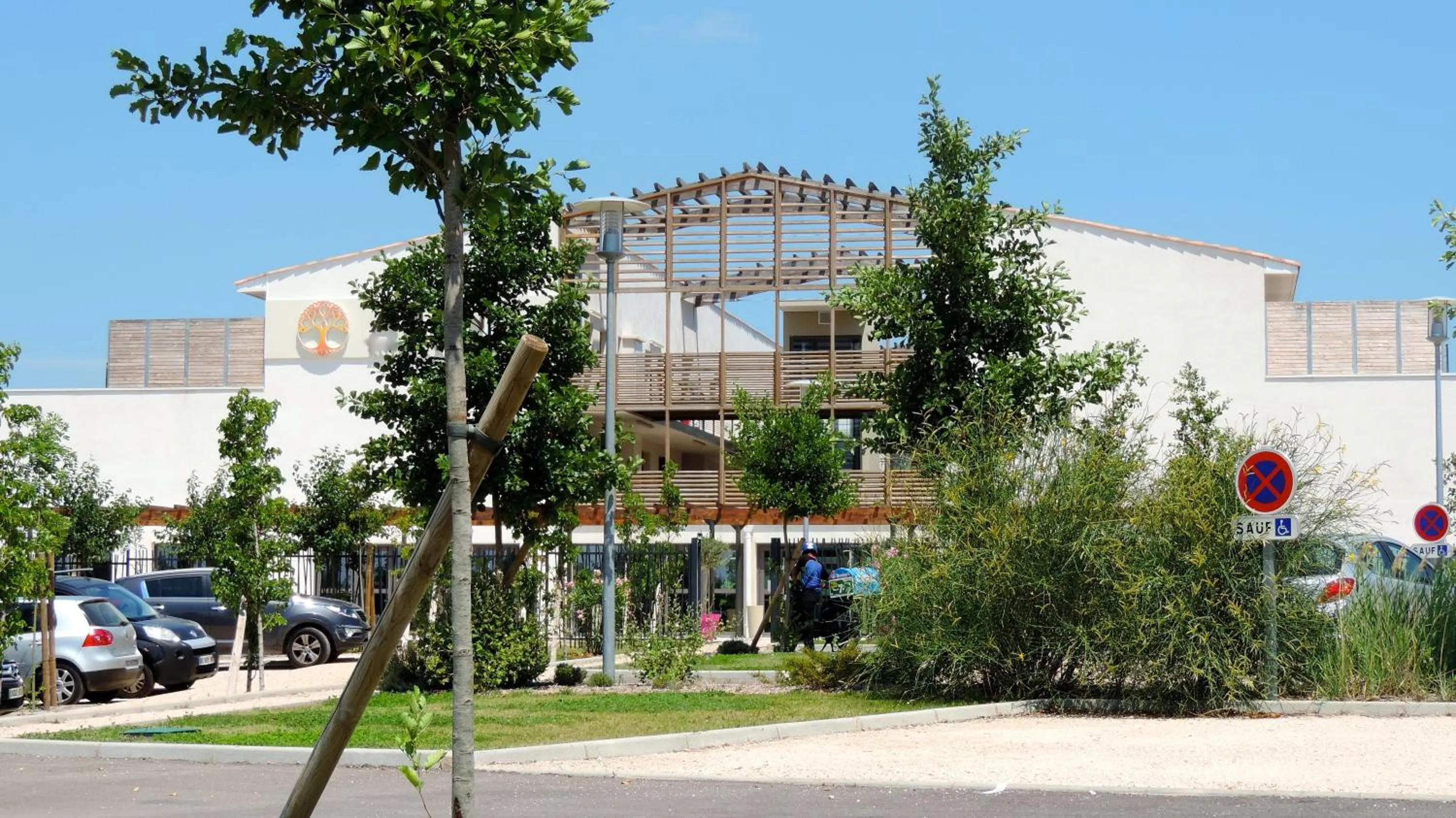 Facade/entrance in Studios Nuitée en Provence