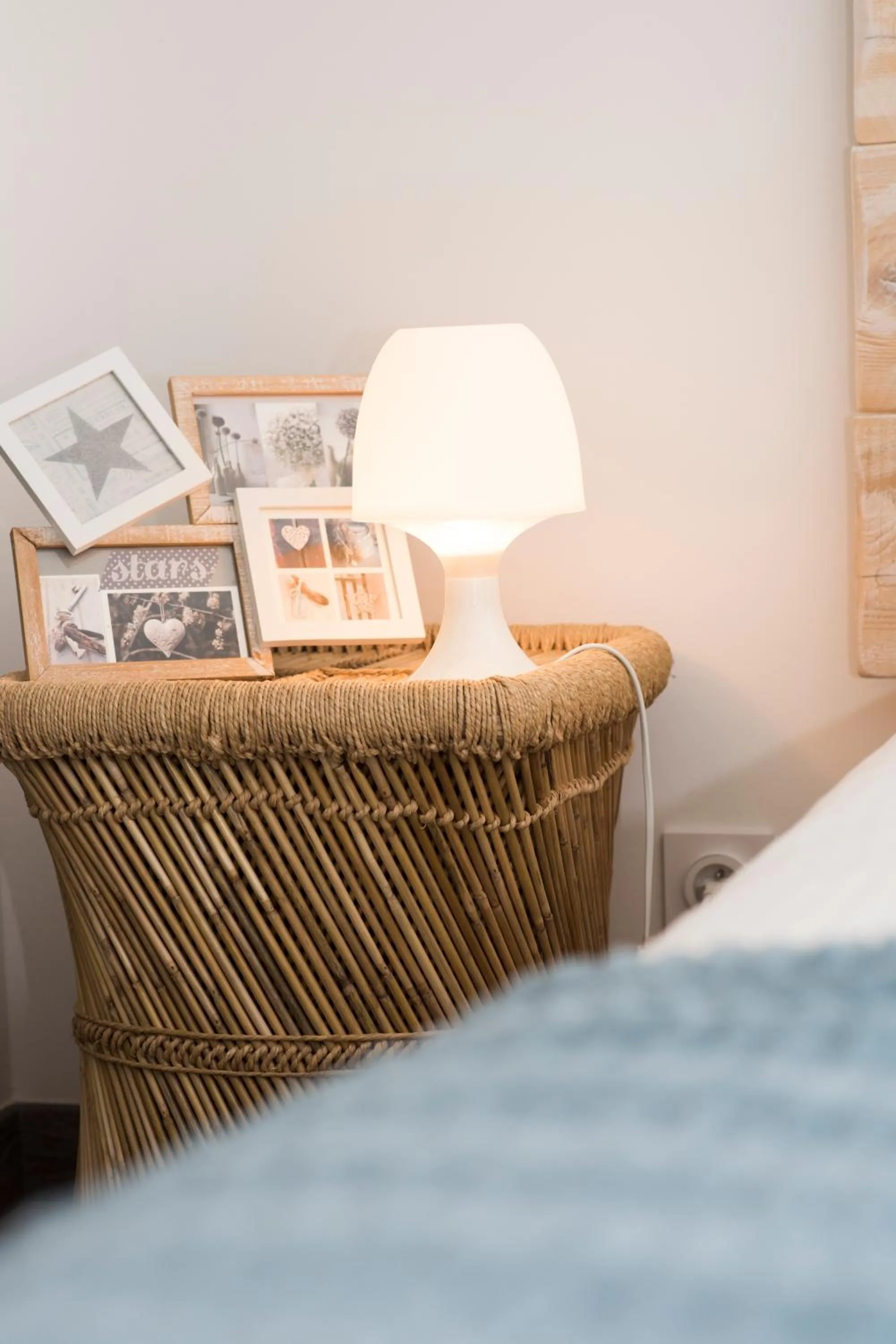 Decorative detail, Bed in Studios Nuitée en Provence