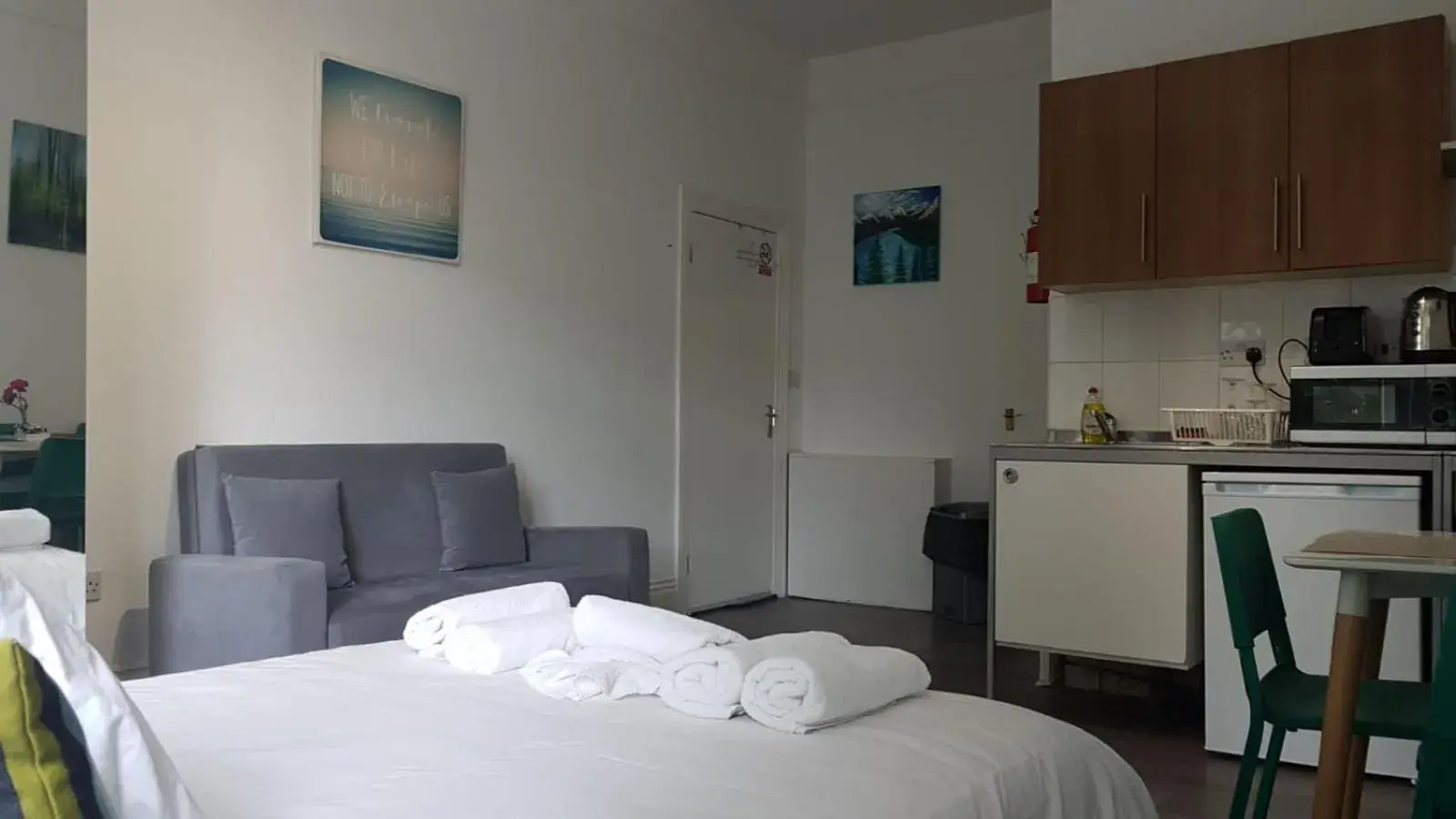 London Queen Park Apartments London Queen Park Apartments