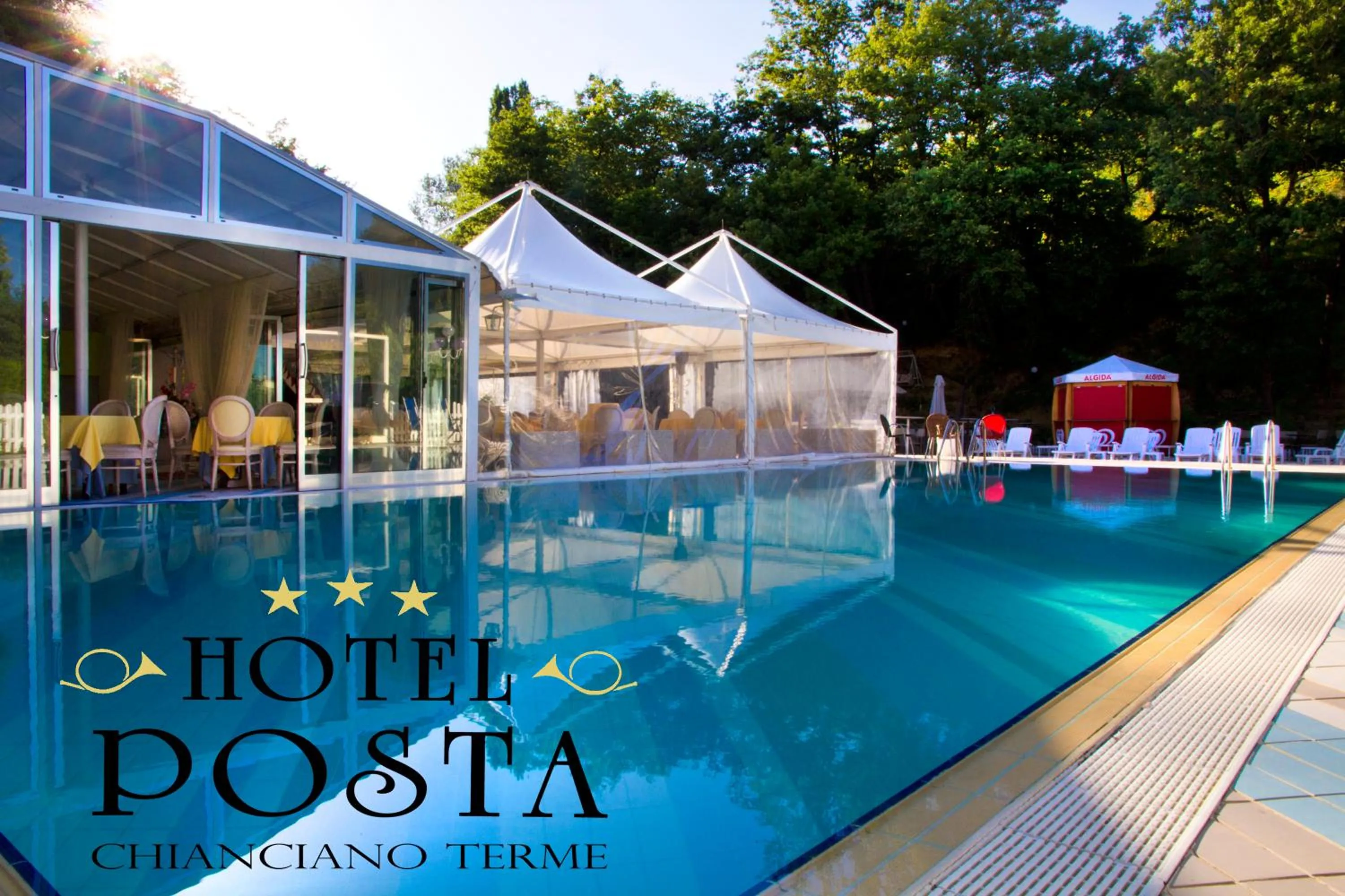 Swimming pool in Hotel Posta