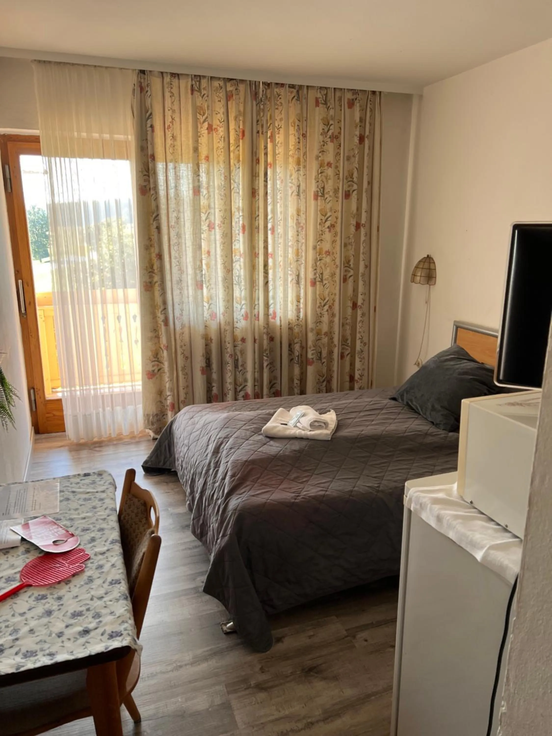 Photo of the whole room, Bed in Gasthof Sonnenheim