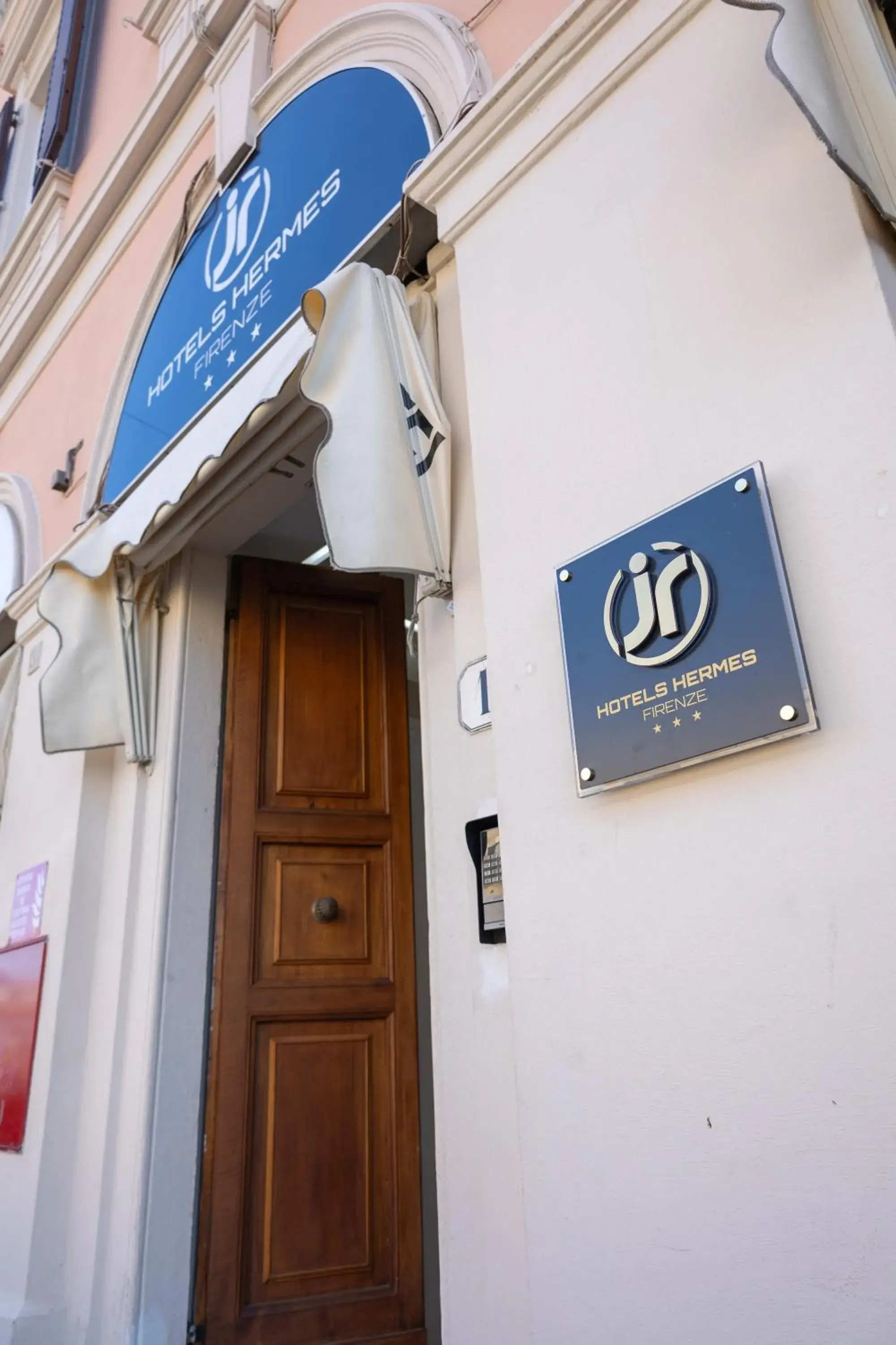 Property building in JR Hotels Hermes Firenze Property building in JR Hotels Hermes Firenze