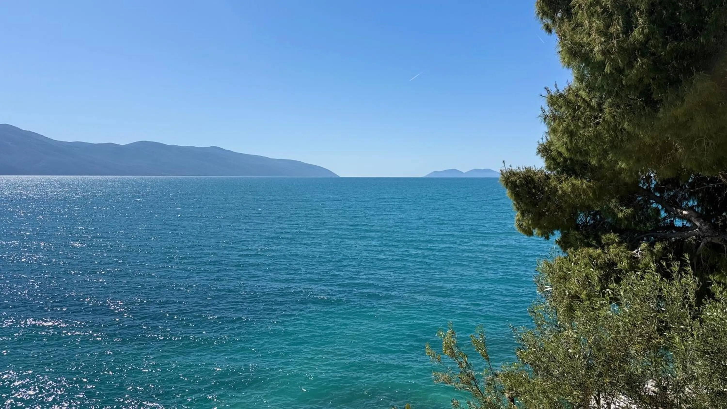 Sea view in Hotel Zhironi