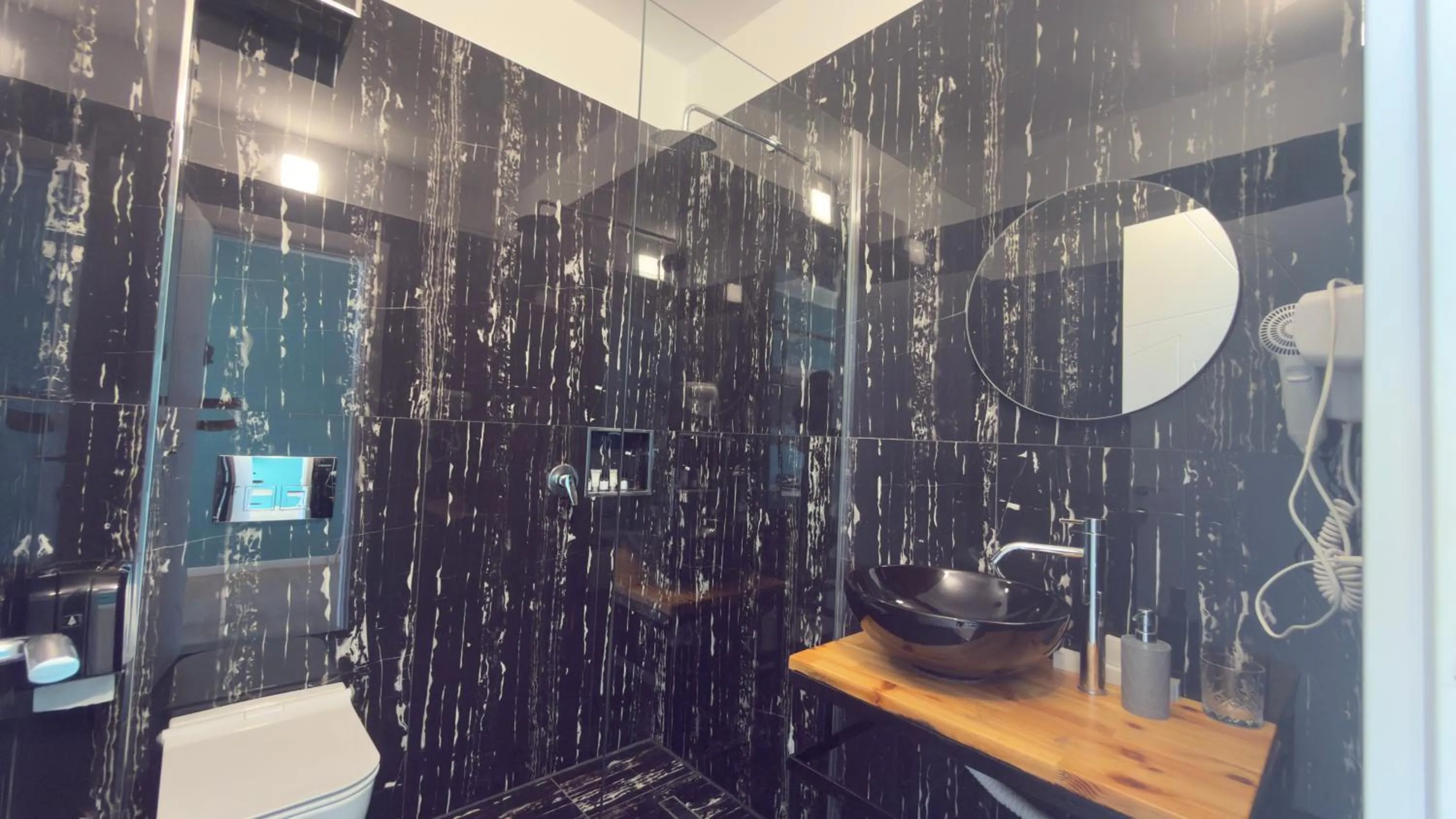 Bathroom in Hotel Zhironi