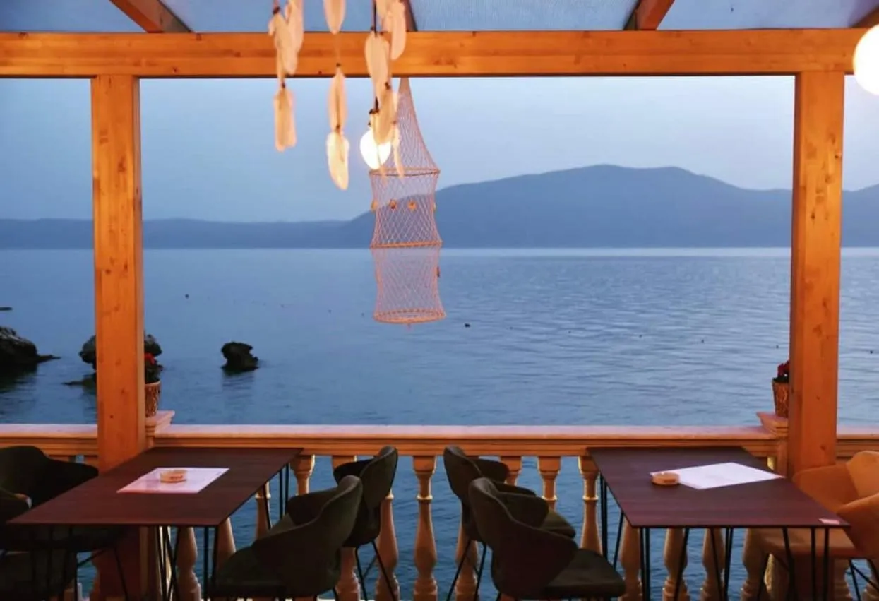 Hotel Zhironi