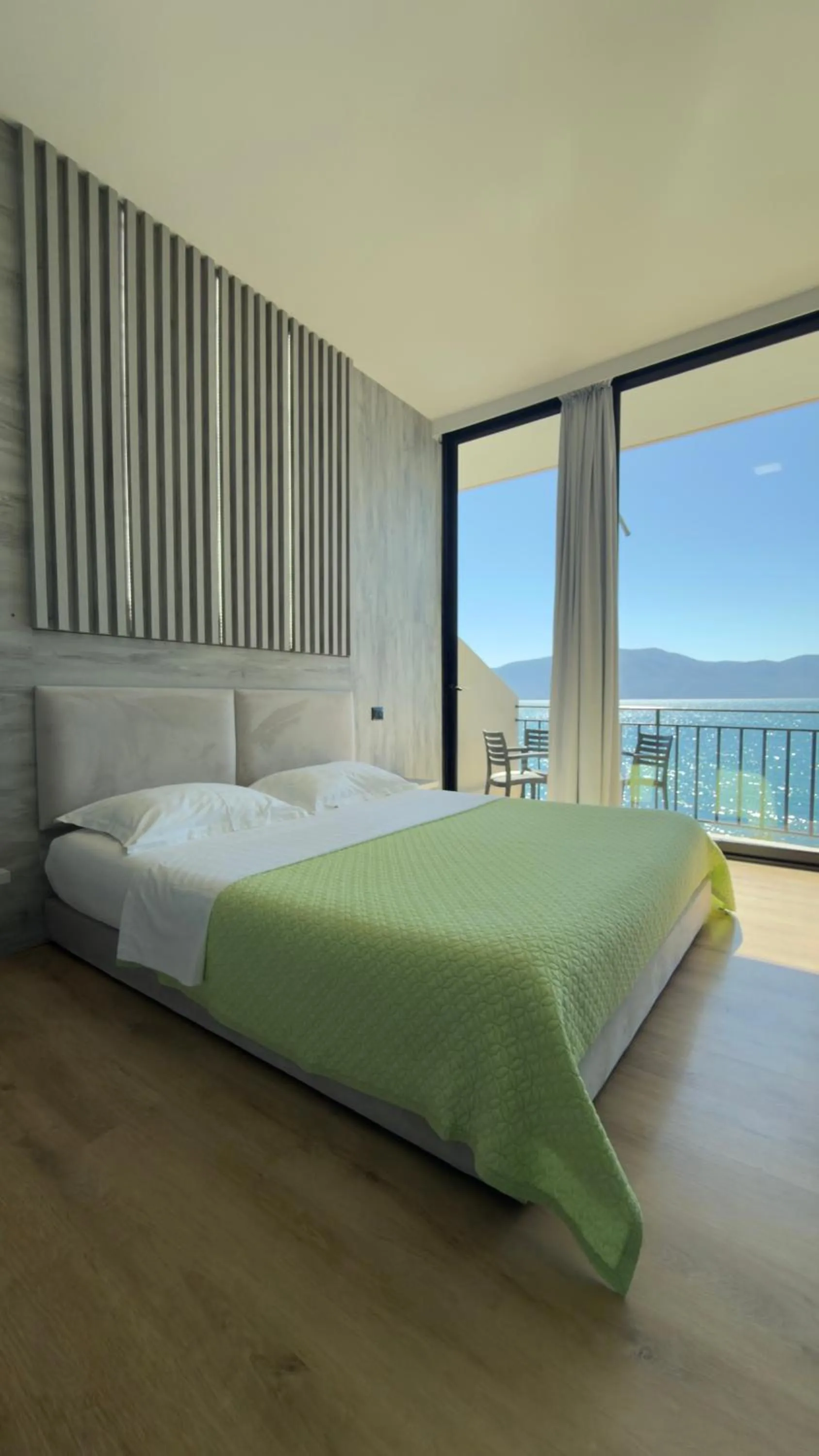 Bed in Hotel Zhironi