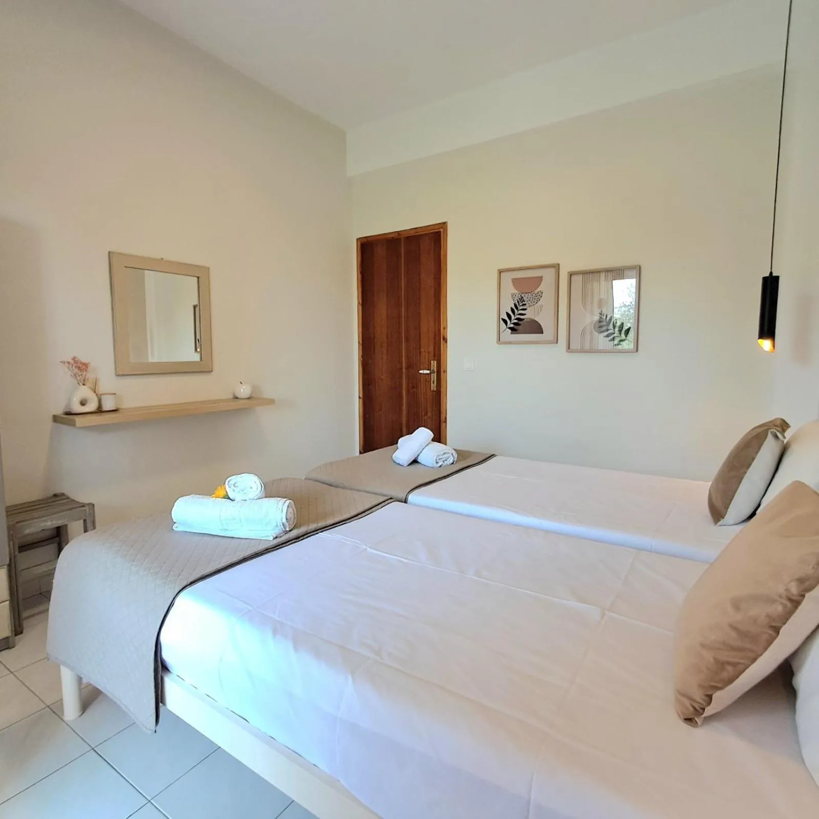 Bedroom, Bed in Olga's Garden Apartments