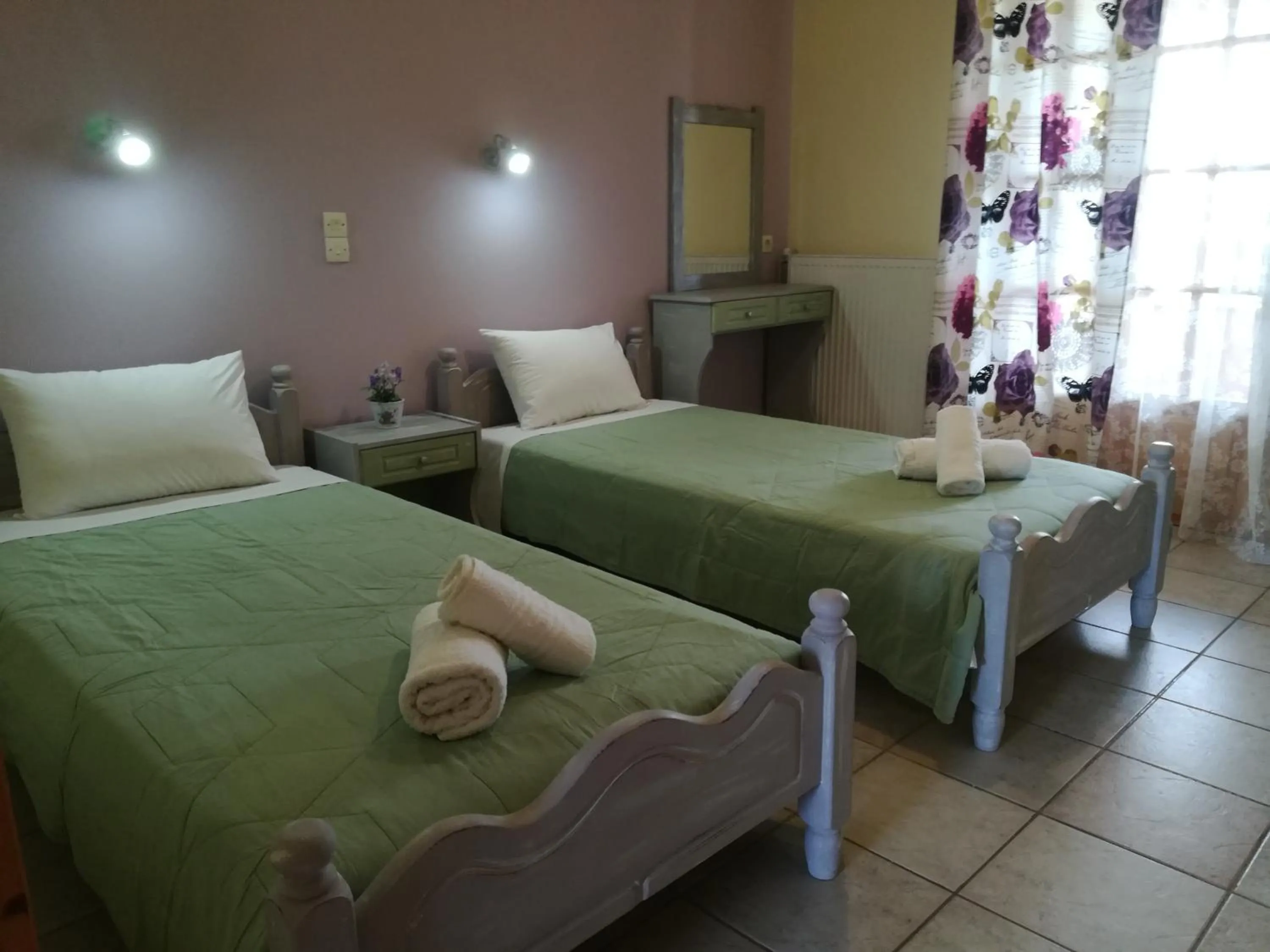 Bedroom, Bed in Olga's Garden Apartments