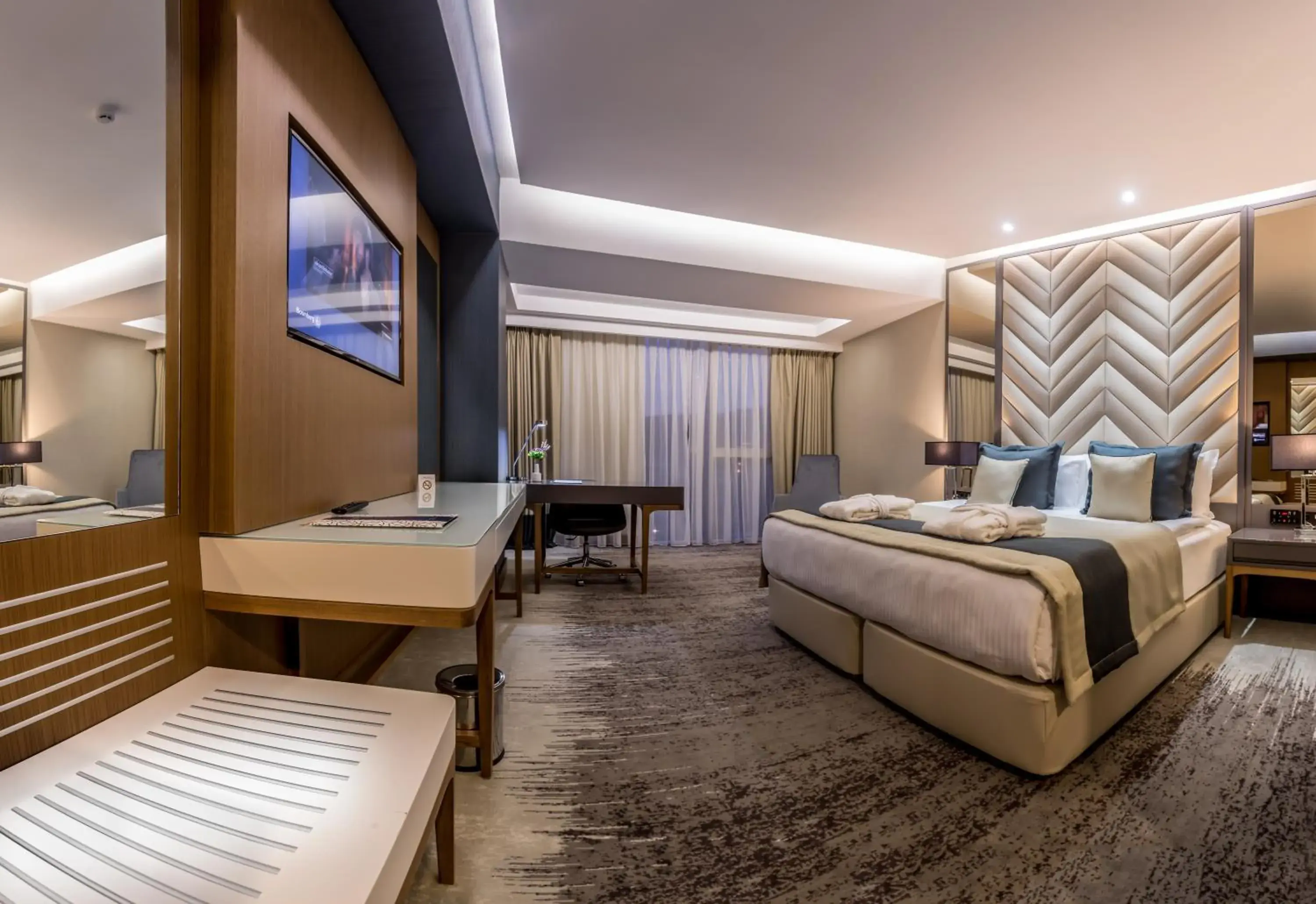 Bed in Willmont Hotel Bed in Willmont Hotel