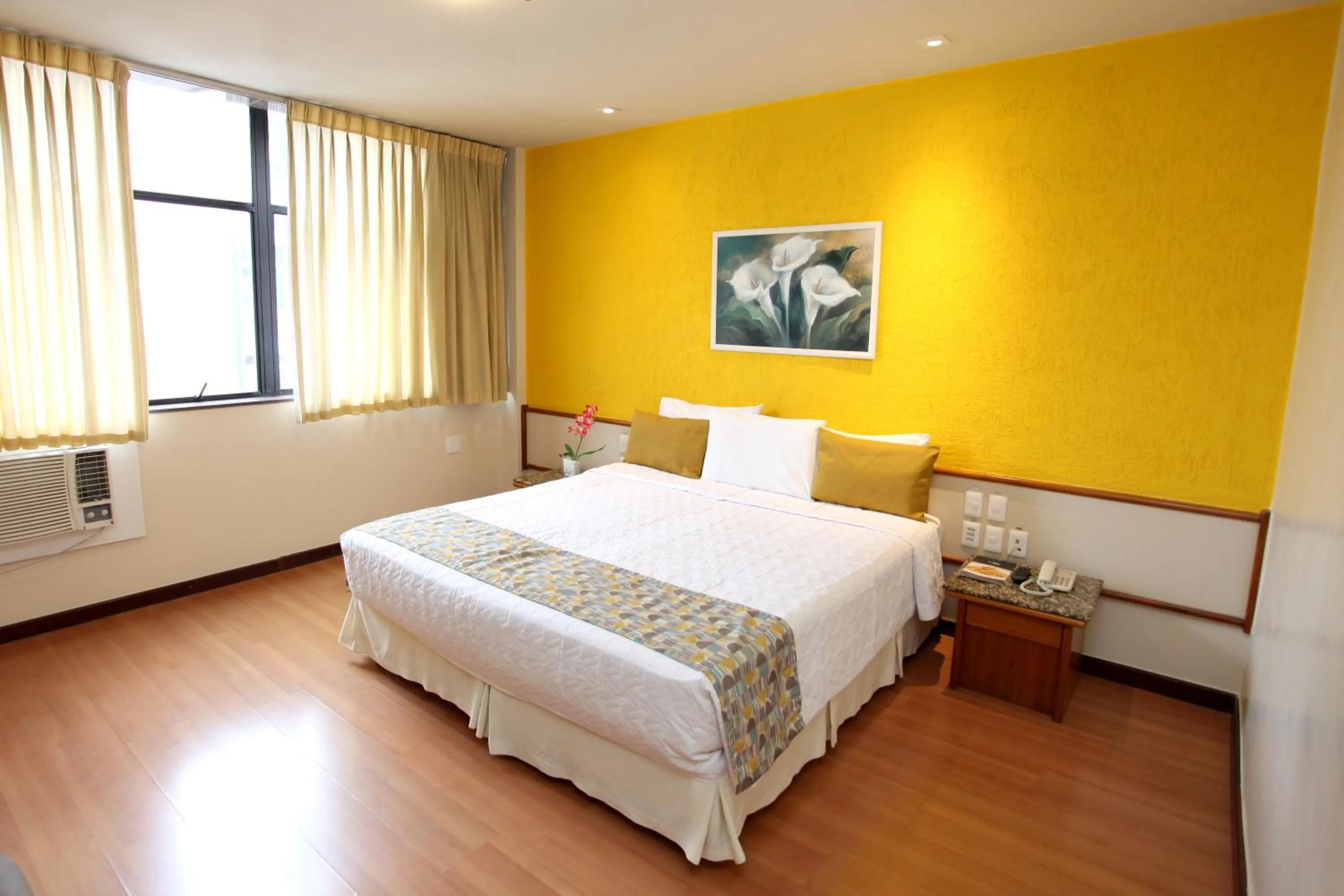 Bed in Mengo Palace Hotel