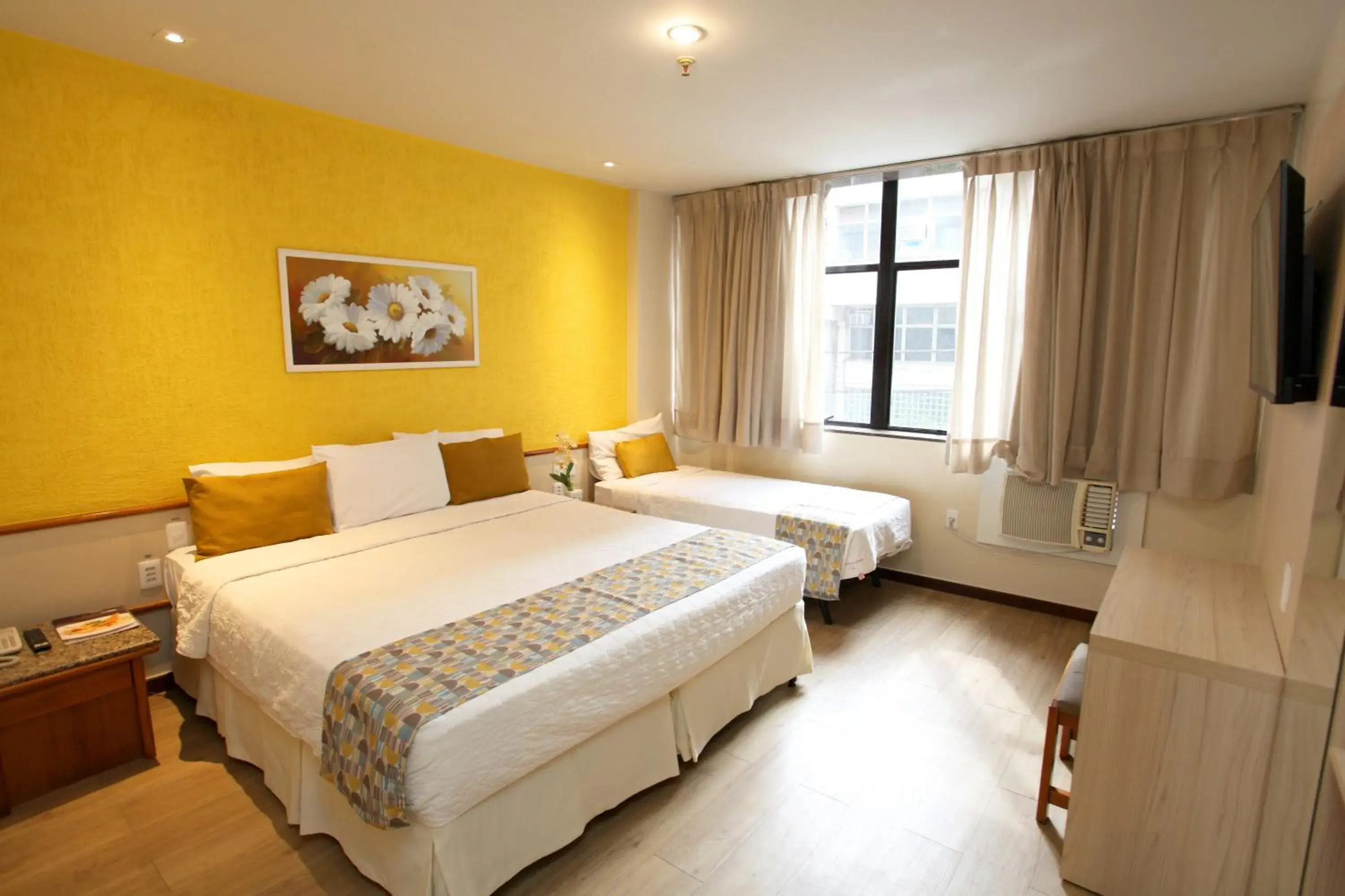 Triple Suite With Bathtub in Mengo Palace Hotel Triple Suite With Bathtub in Mengo Palace Hotel