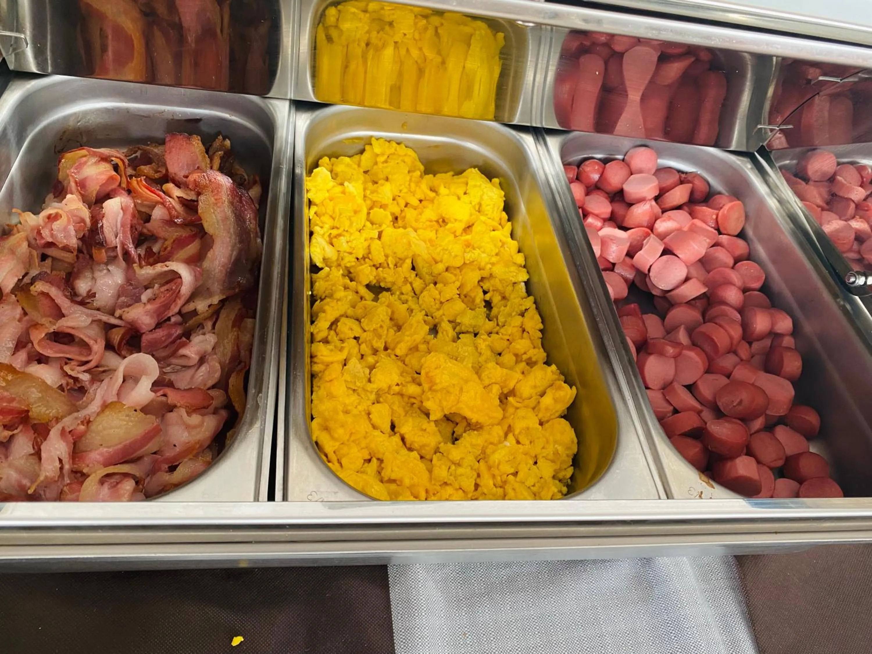 Breakfast in Hotel Columbia Frontemare