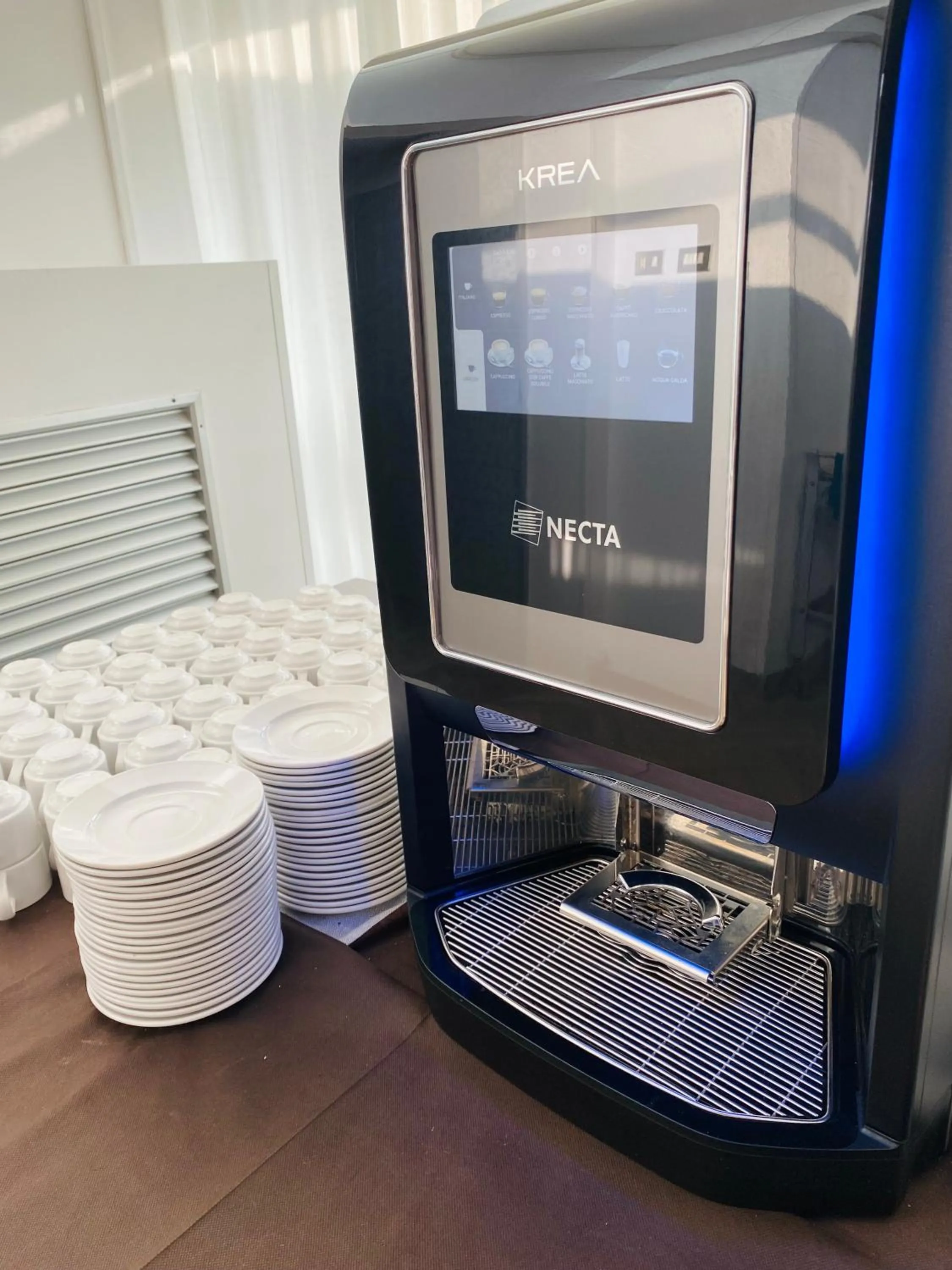 Breakfast in Hotel Columbia Frontemare