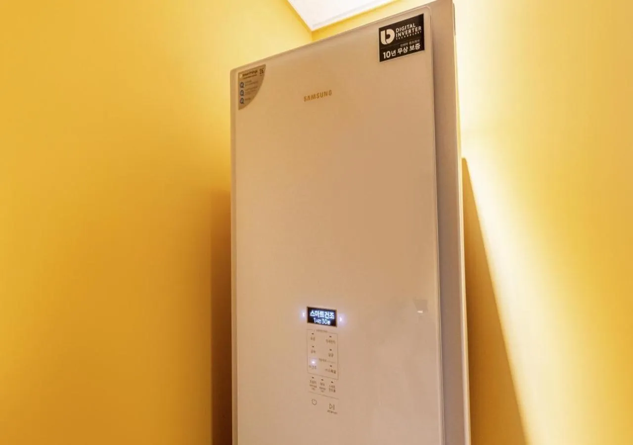 Bedroom in Mokpo New Evergreen Hotel