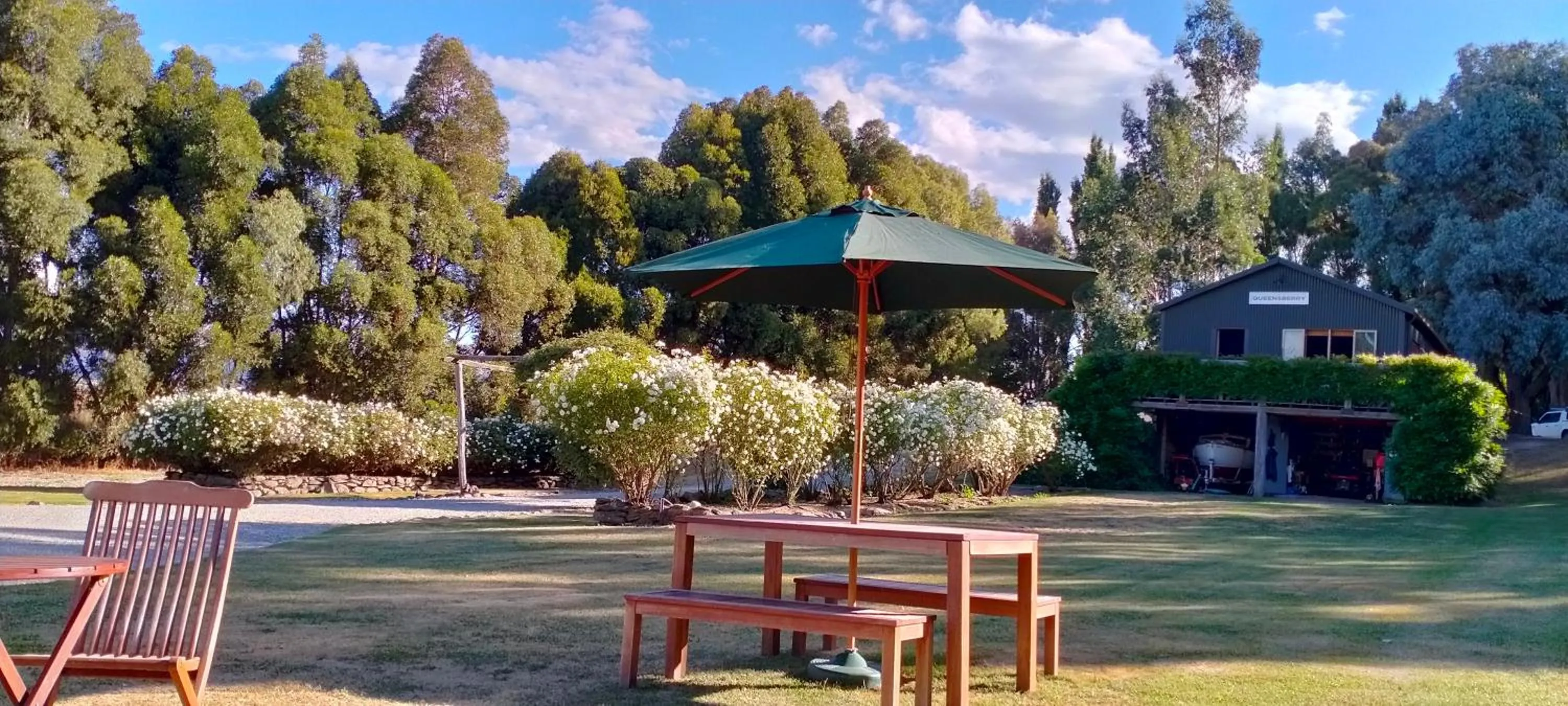 Garden in Queensberry Inn