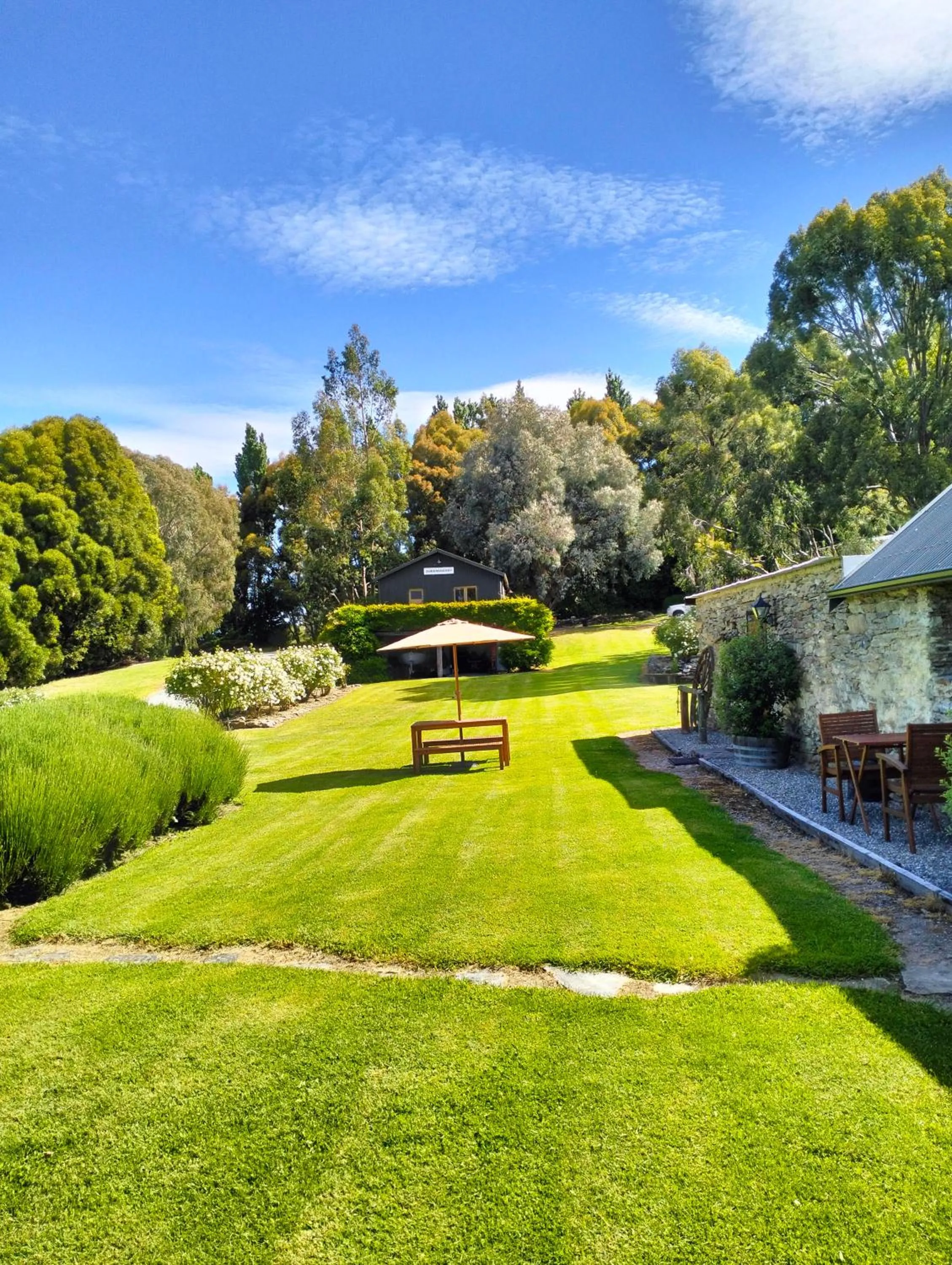 Garden in Queensberry Inn