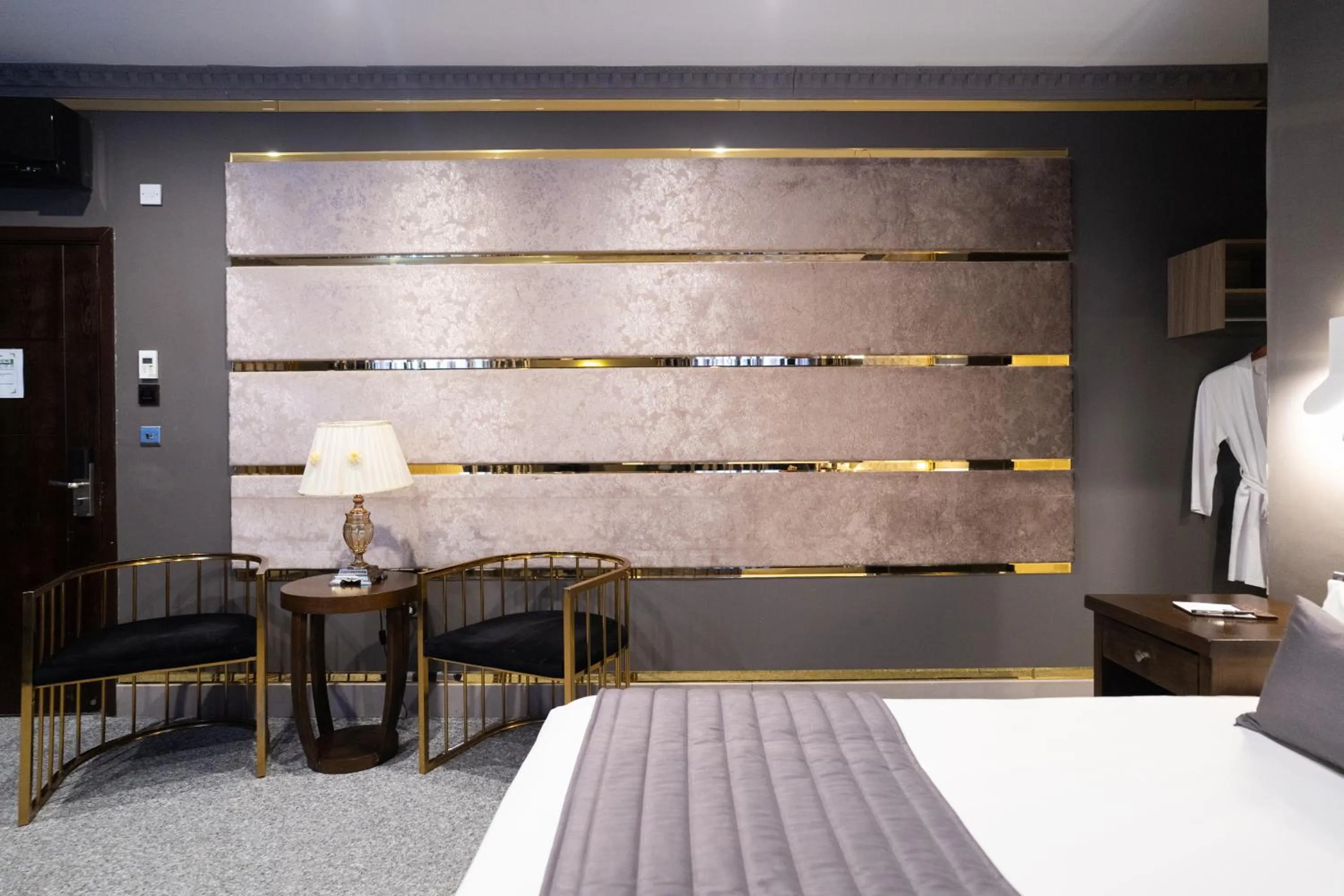 Bed in Grand Sapphire Hotel & Banqueting