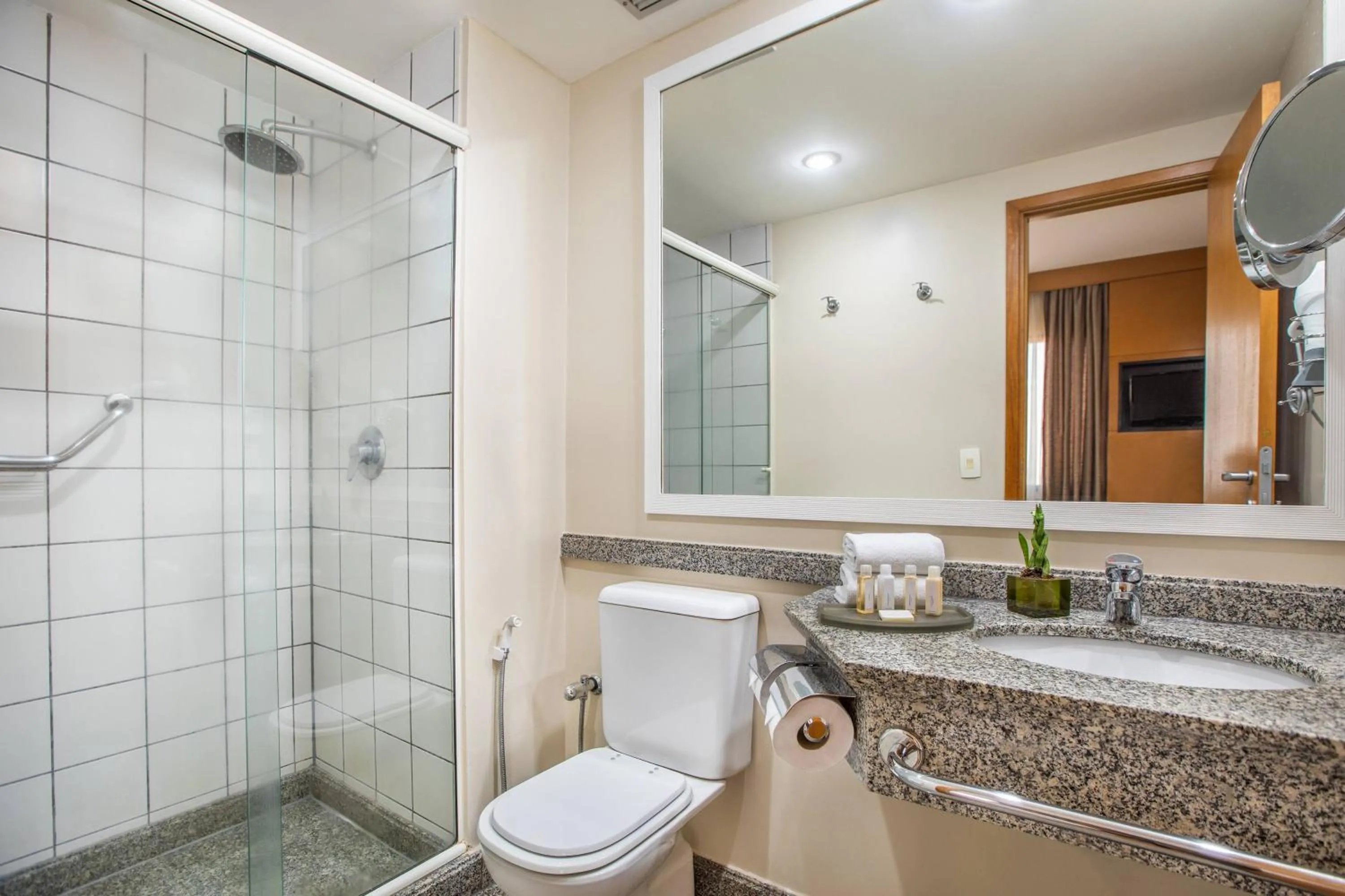 Bathroom in São Paulo Tatuapé Affiliated by Meliá