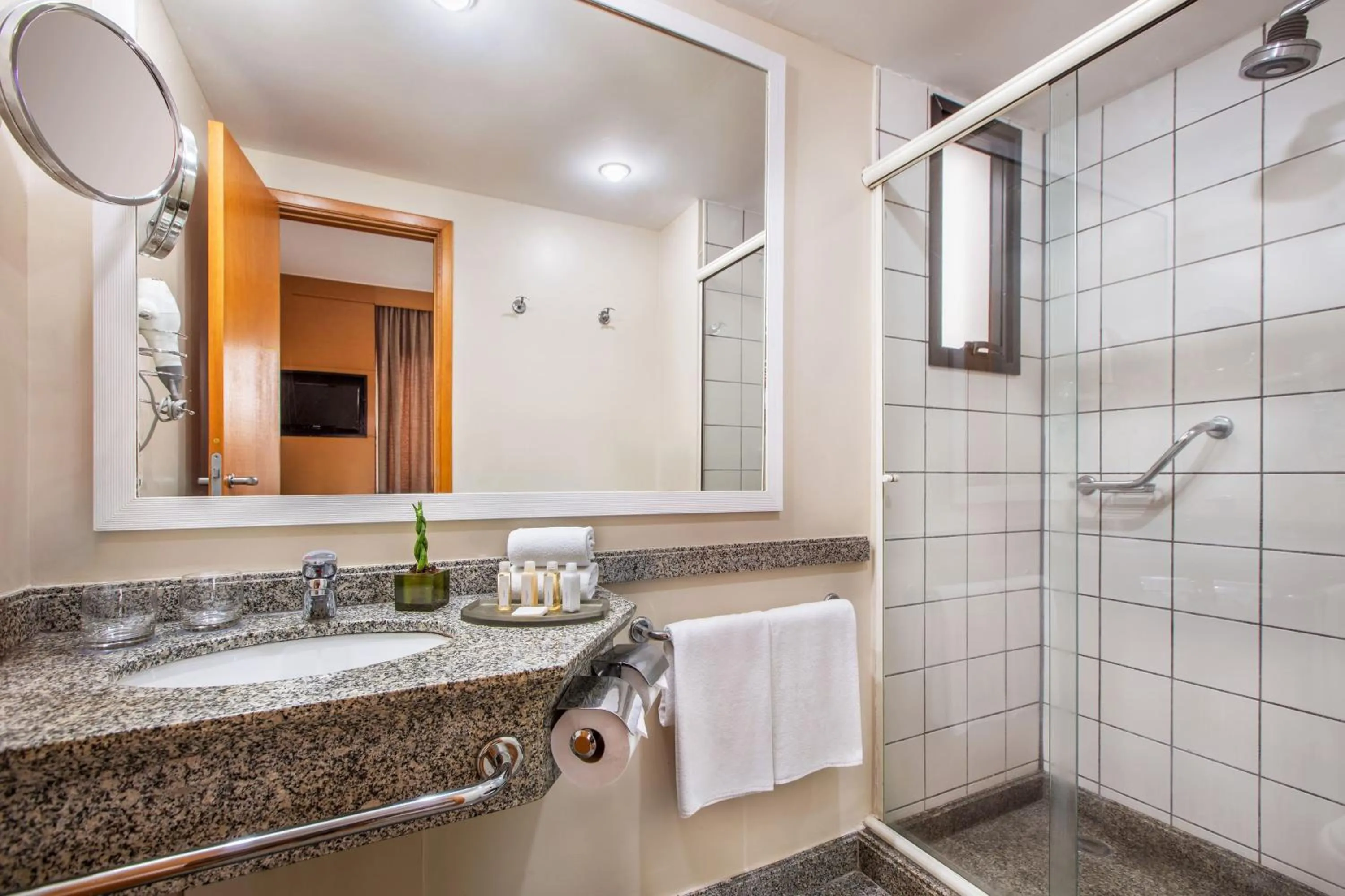 Bathroom in São Paulo Tatuapé Affiliated by Meliá