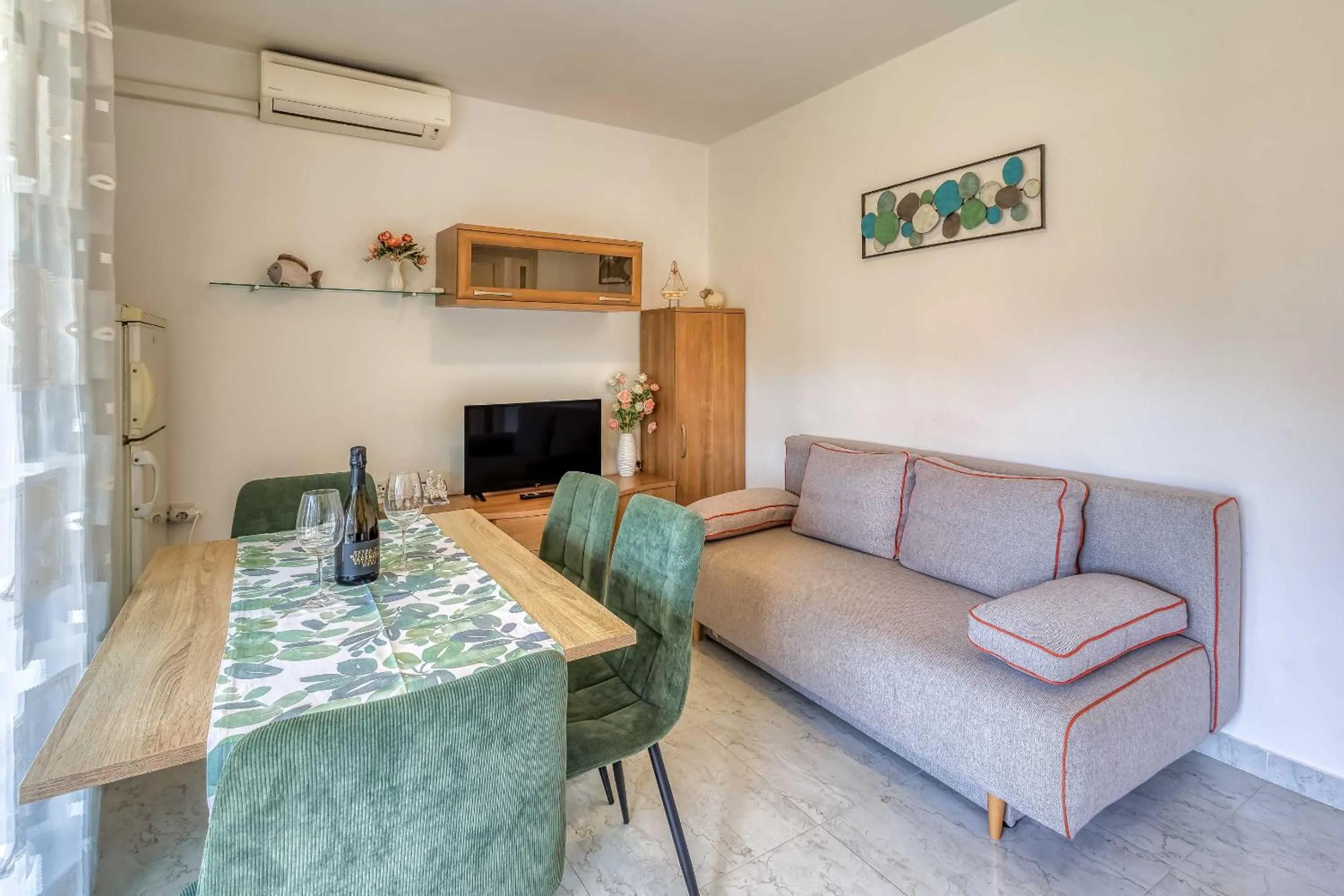 Apartment Biserka