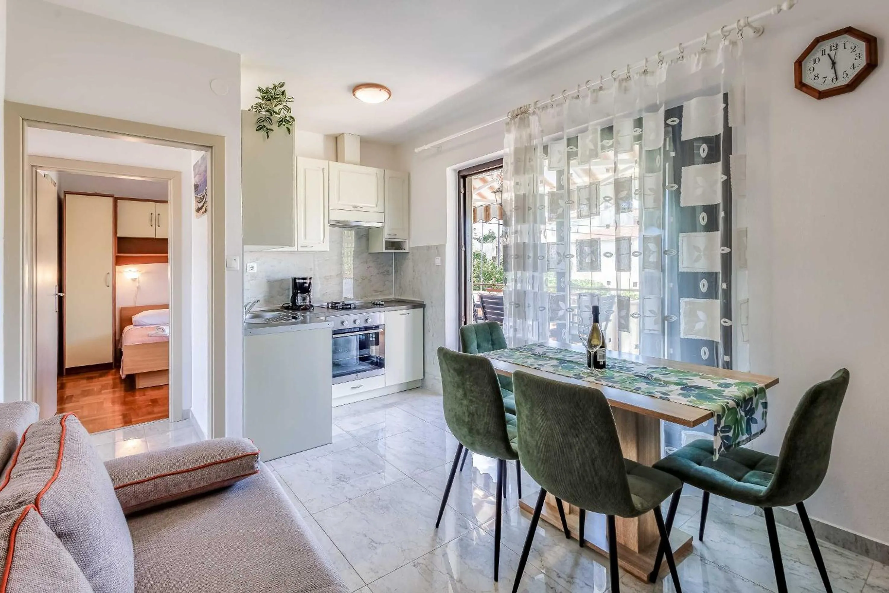 Apartment Biserka