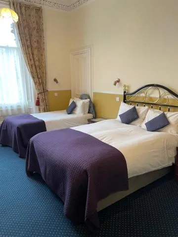Strathallan Guest House