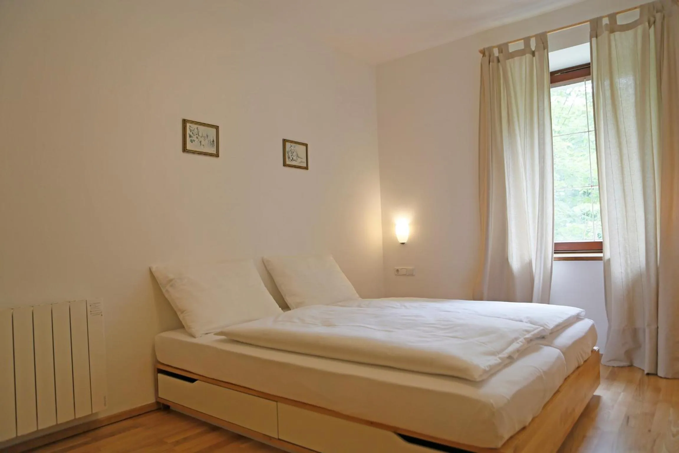 Day, Bed in Der Ulmenhof