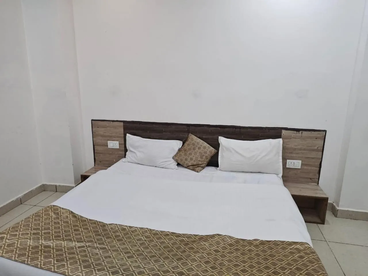 Bed in Prem Resort