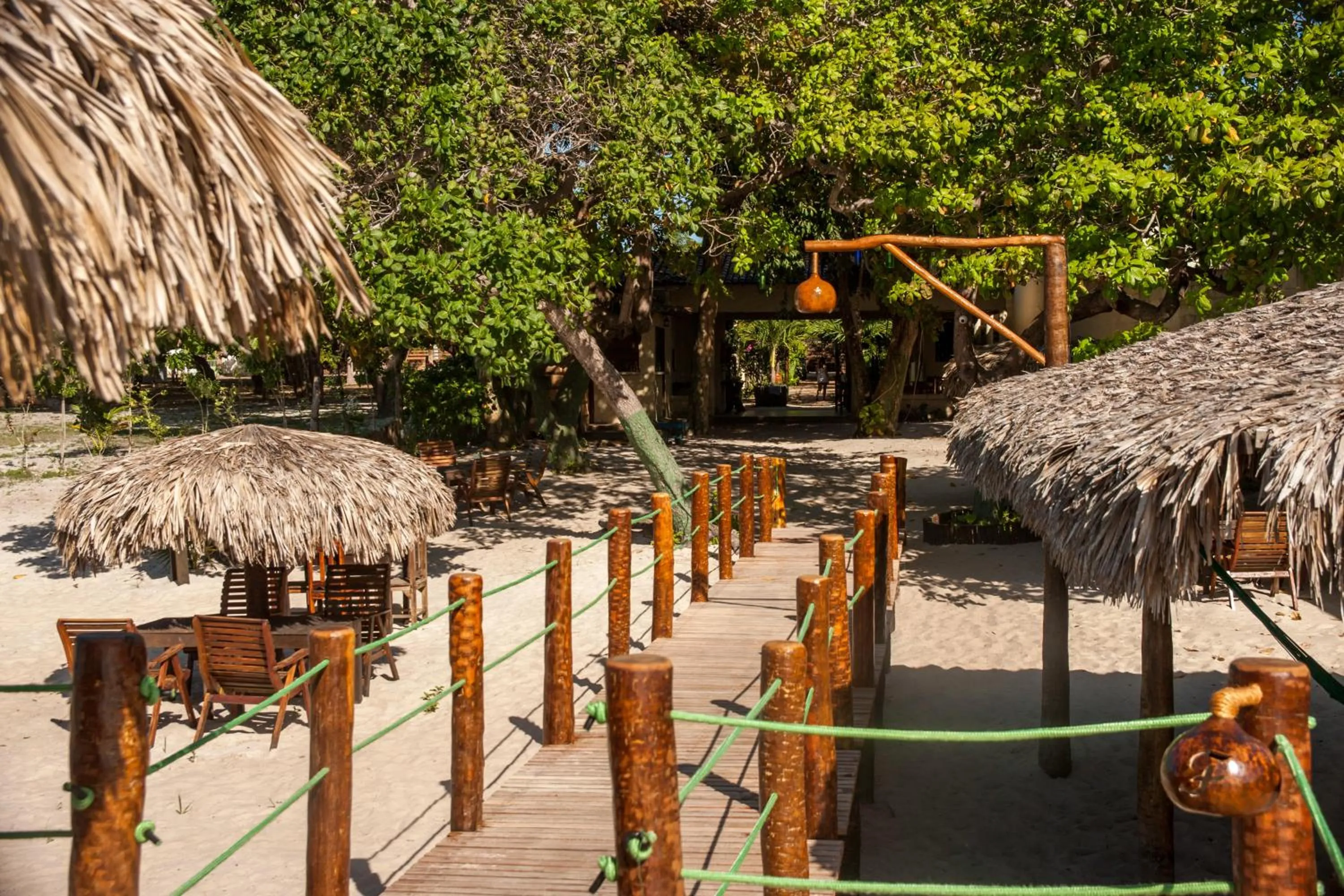 Restaurant/places to eat in Pousada Flambaião