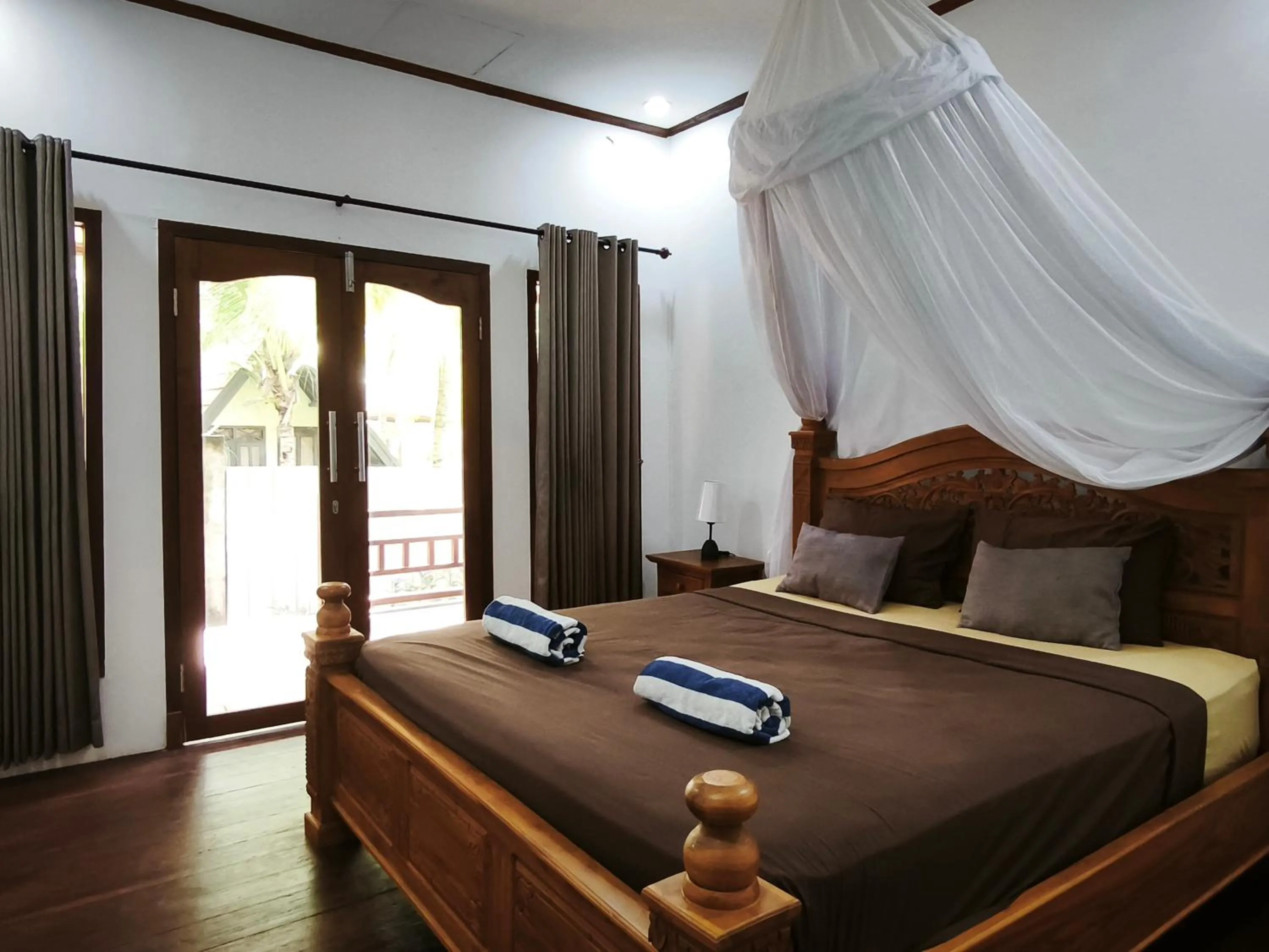Deluxe Bungalow in Matahari Bungalow 3