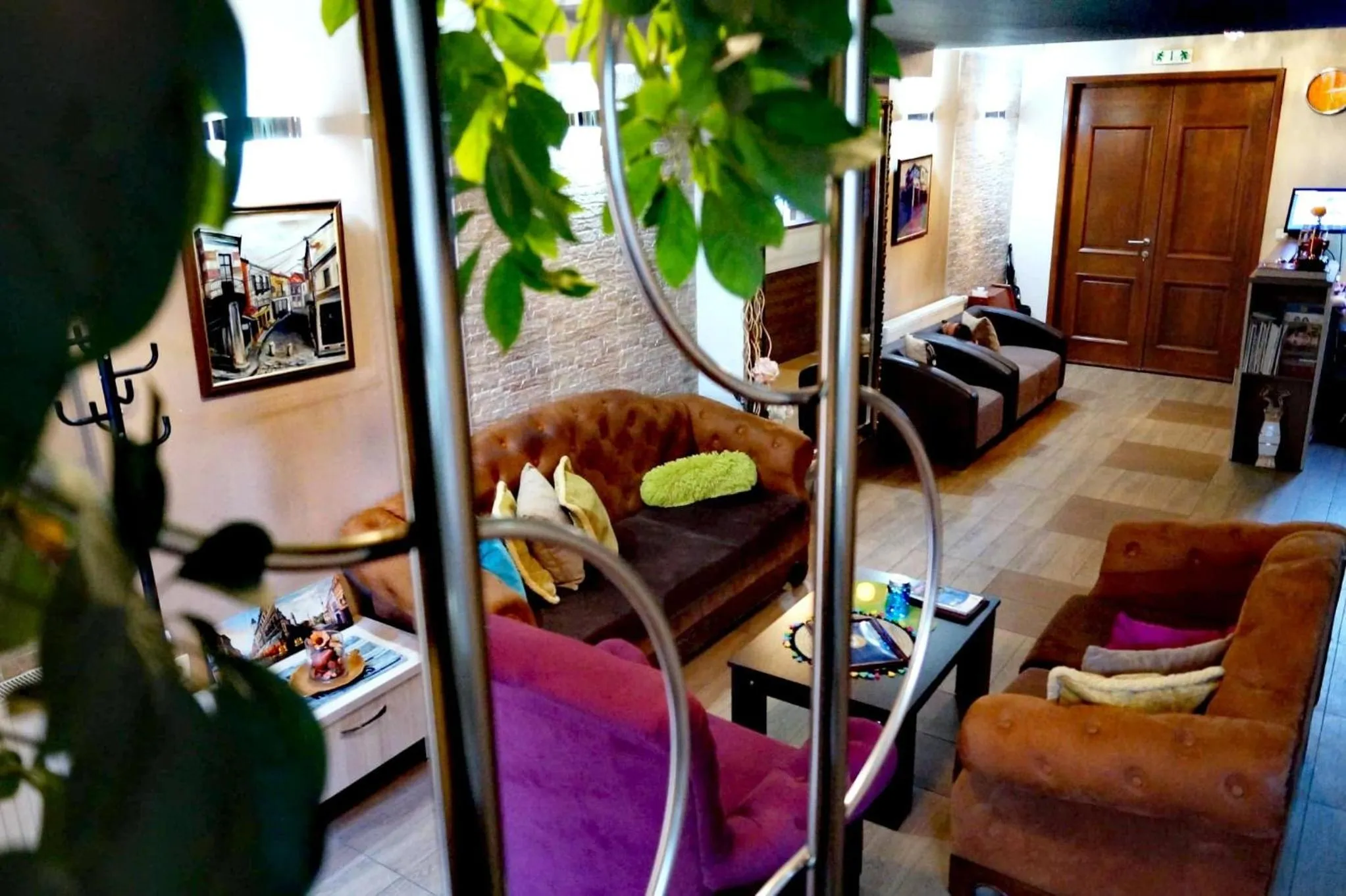 Communal lounge/ TV room in Hotel Bulevar