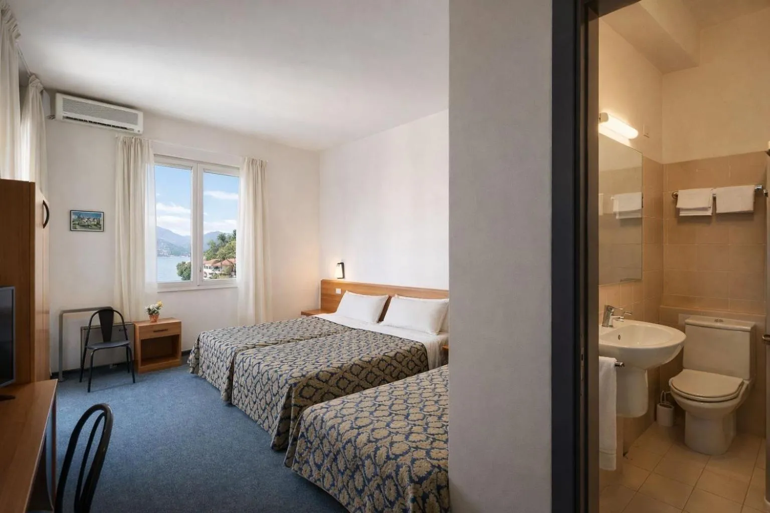 Bed in Hotel Granducato