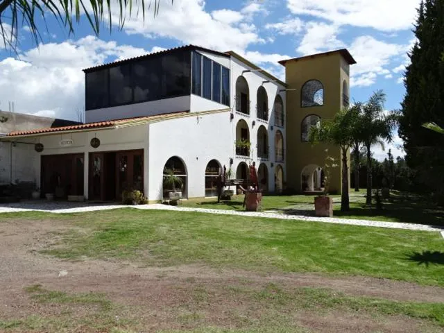 Property building in HOTEL XIADANI Restaurante, Temazcal & Spa