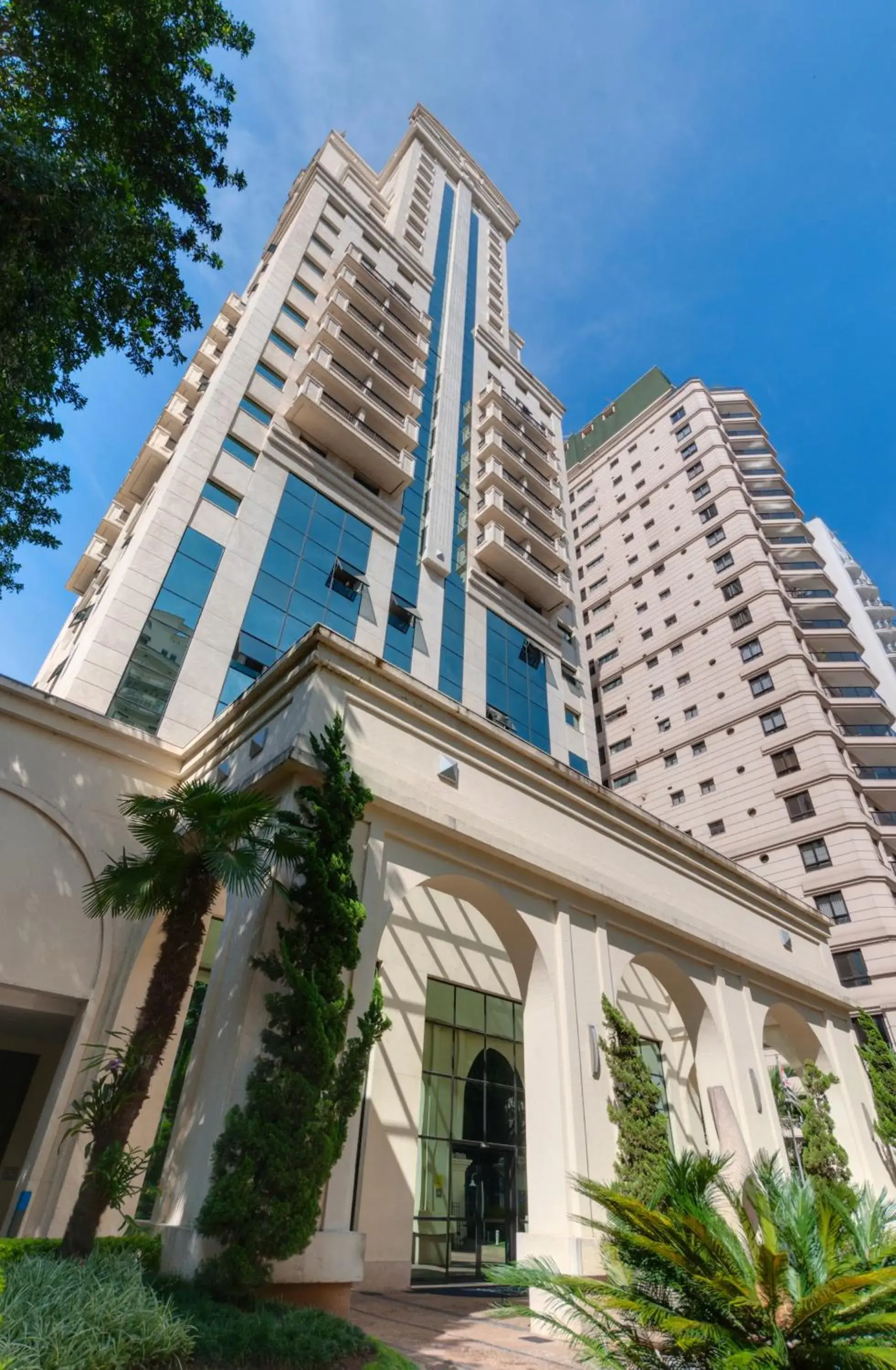 Facade/entrance in INNSiDE by Meliá São Paulo Higienópolis Facade/entrance in INNSiDE by Meliá São Paulo Higienópolis