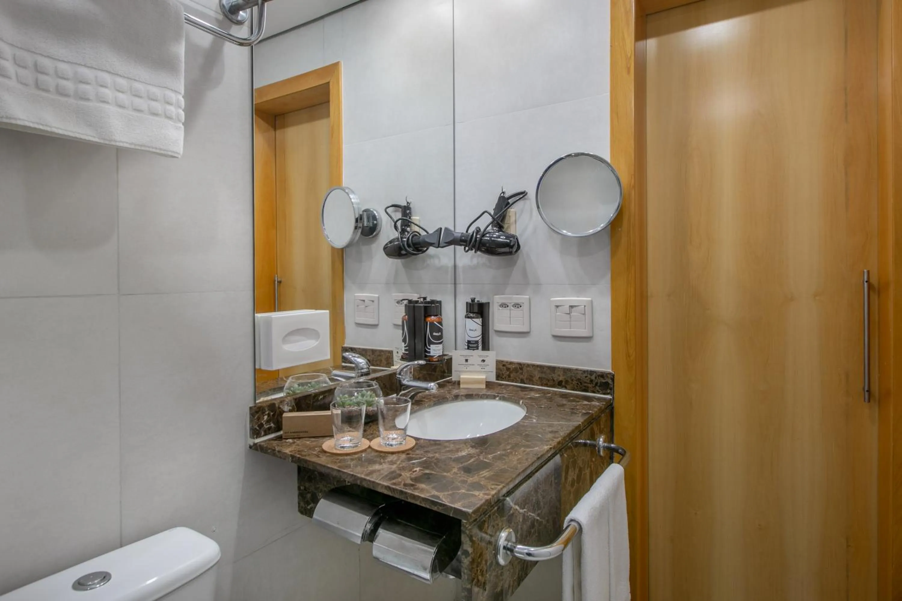 Bathroom in INNSiDE by Meliá São Paulo Higienópolis