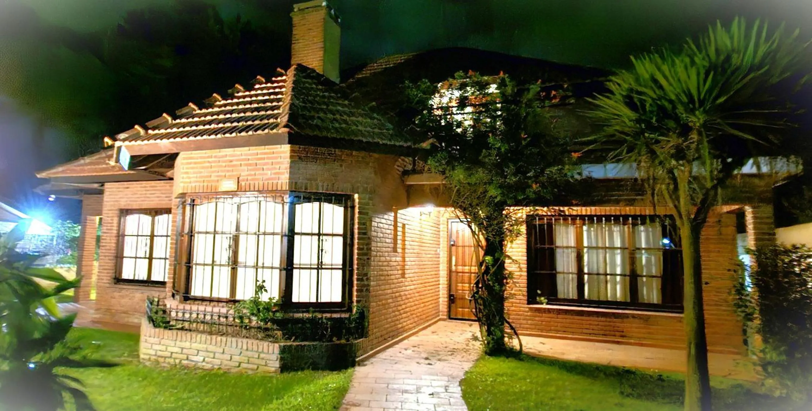 Casa Tinta Roja 1