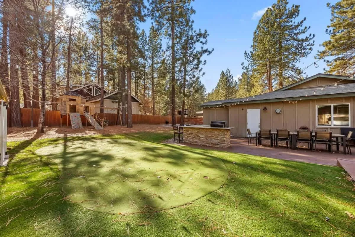 Indoor Pool Game Rm Pickleball Spa BBQ PetOk